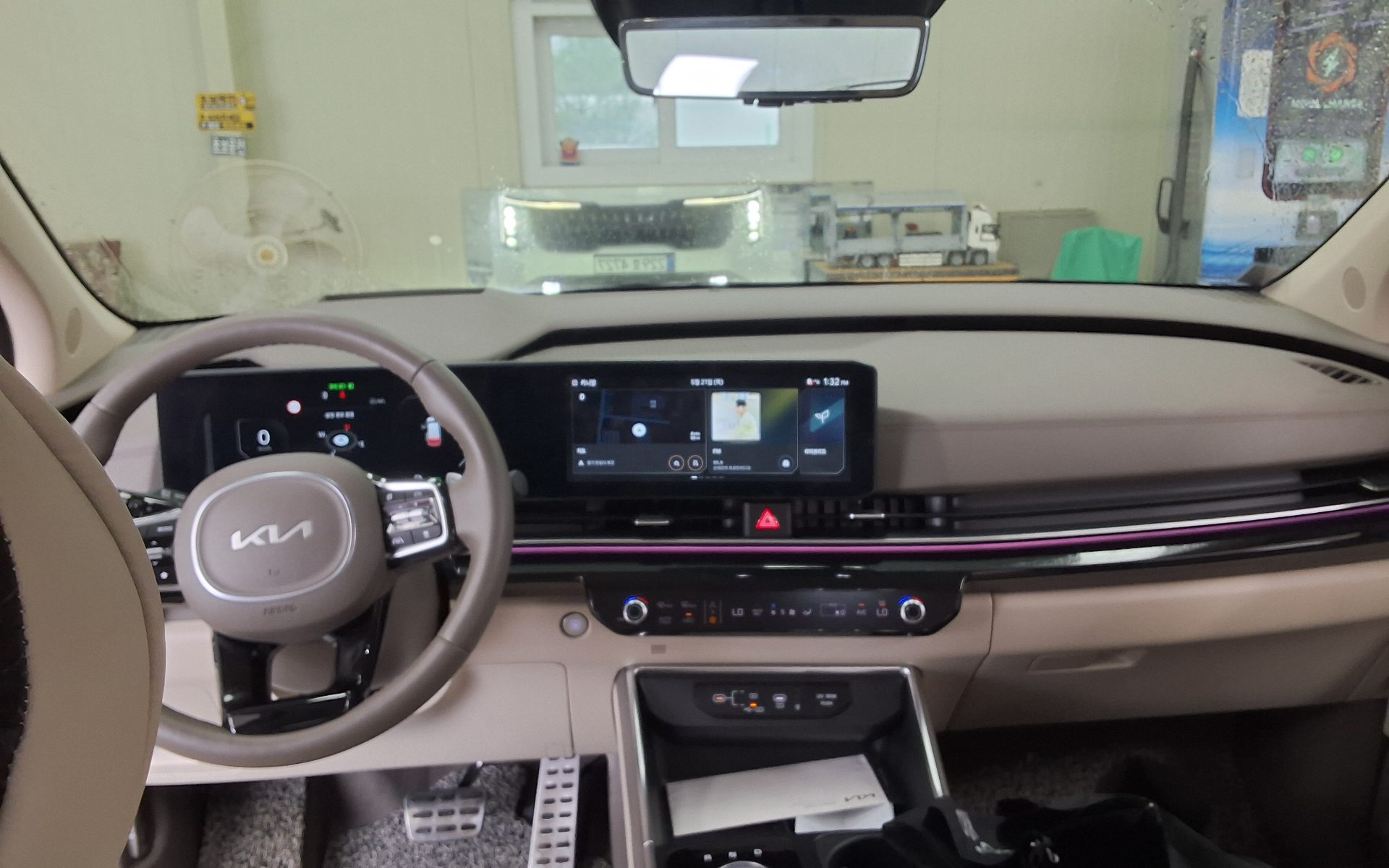 2025 - kia carnival