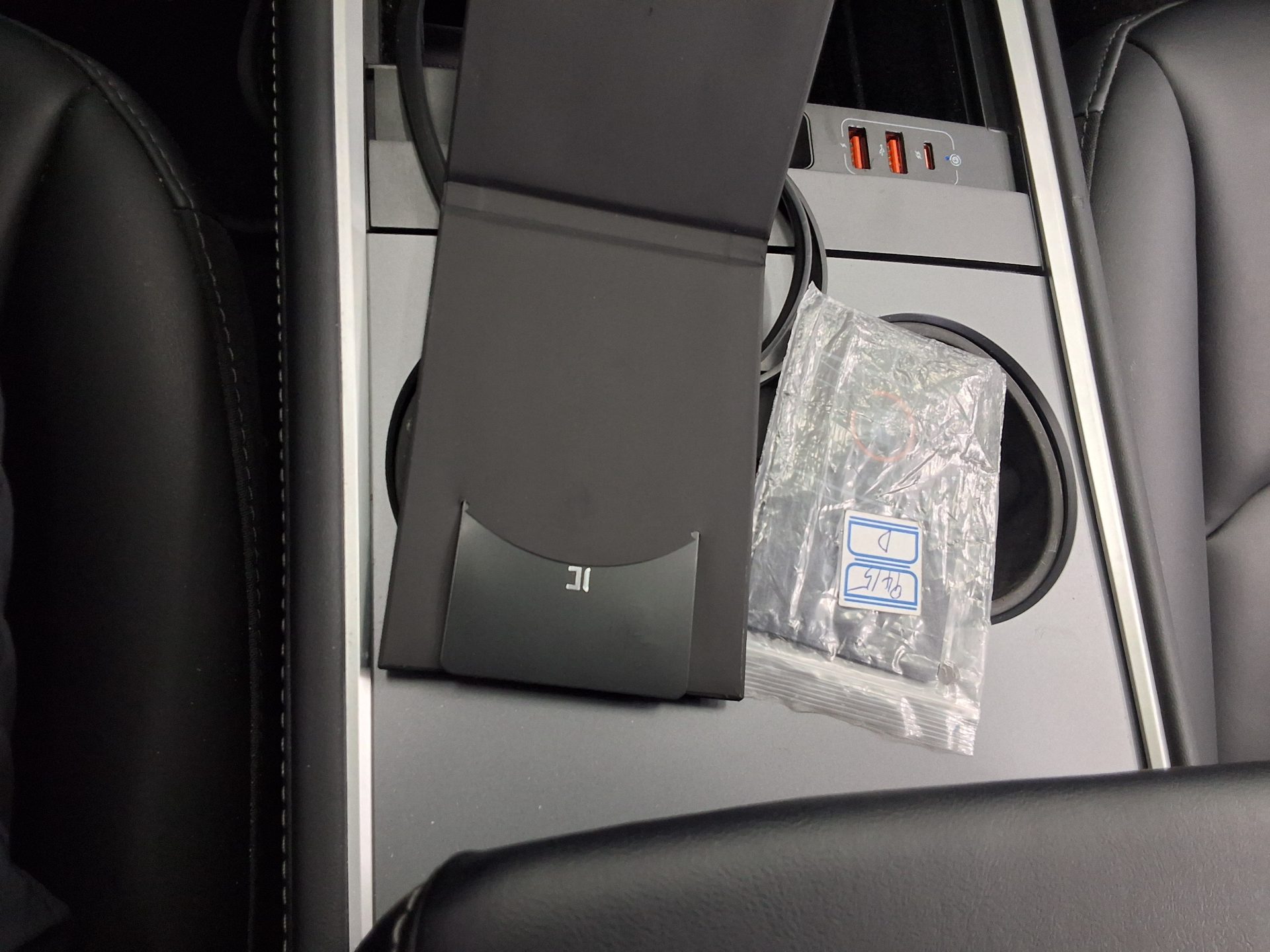 2021 - tesla model 3