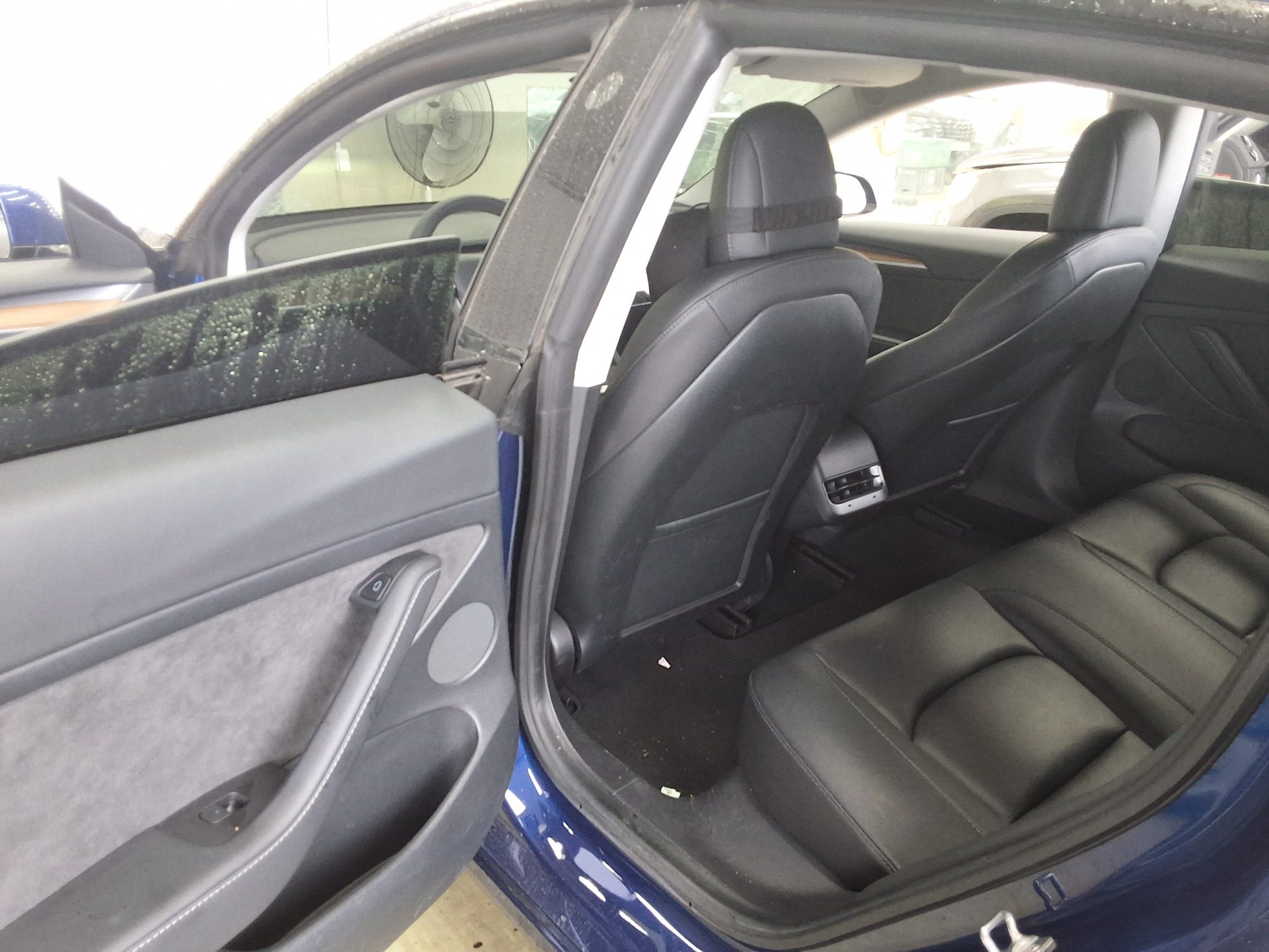 2021 - tesla model 3