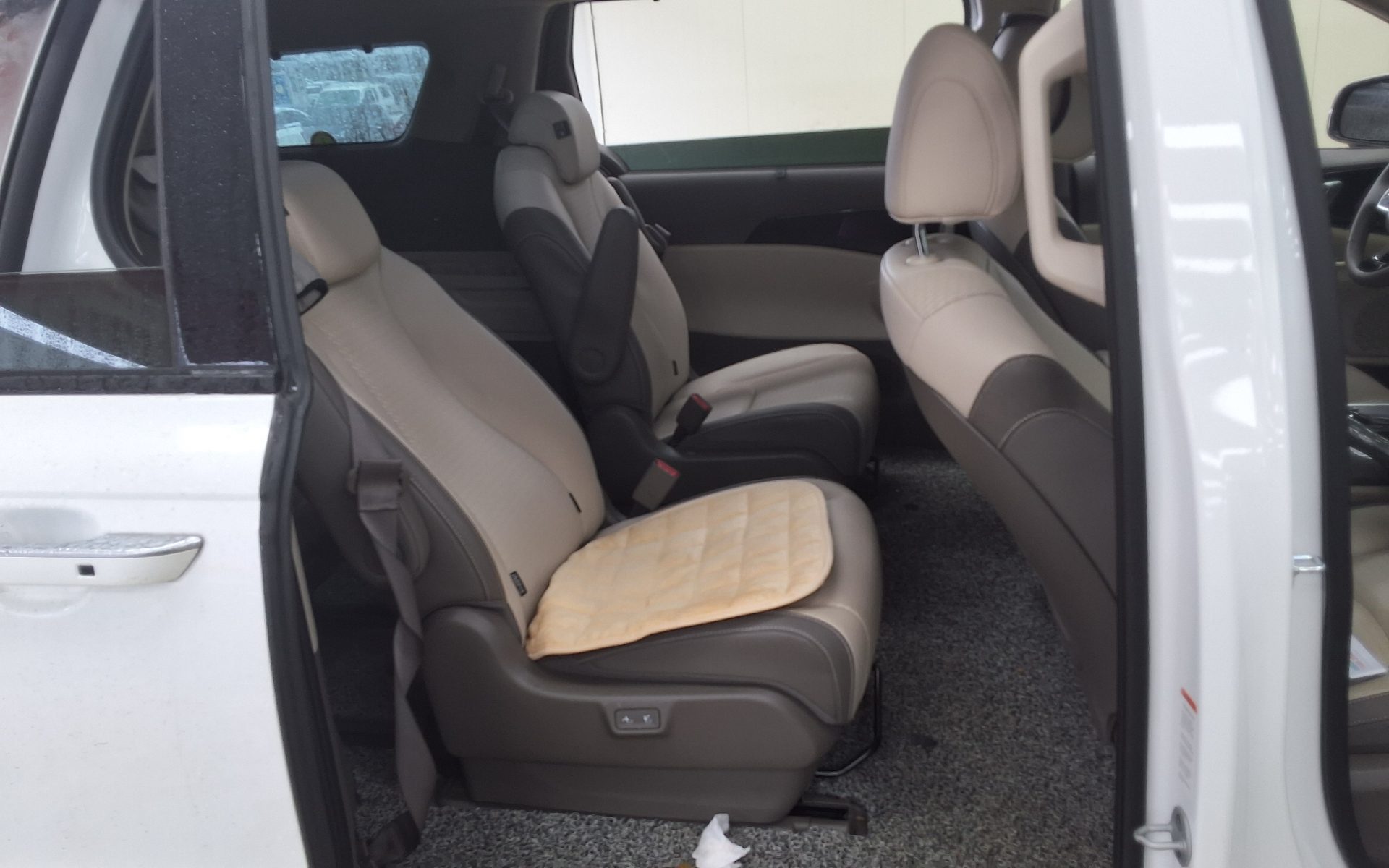 2025 - kia carnival