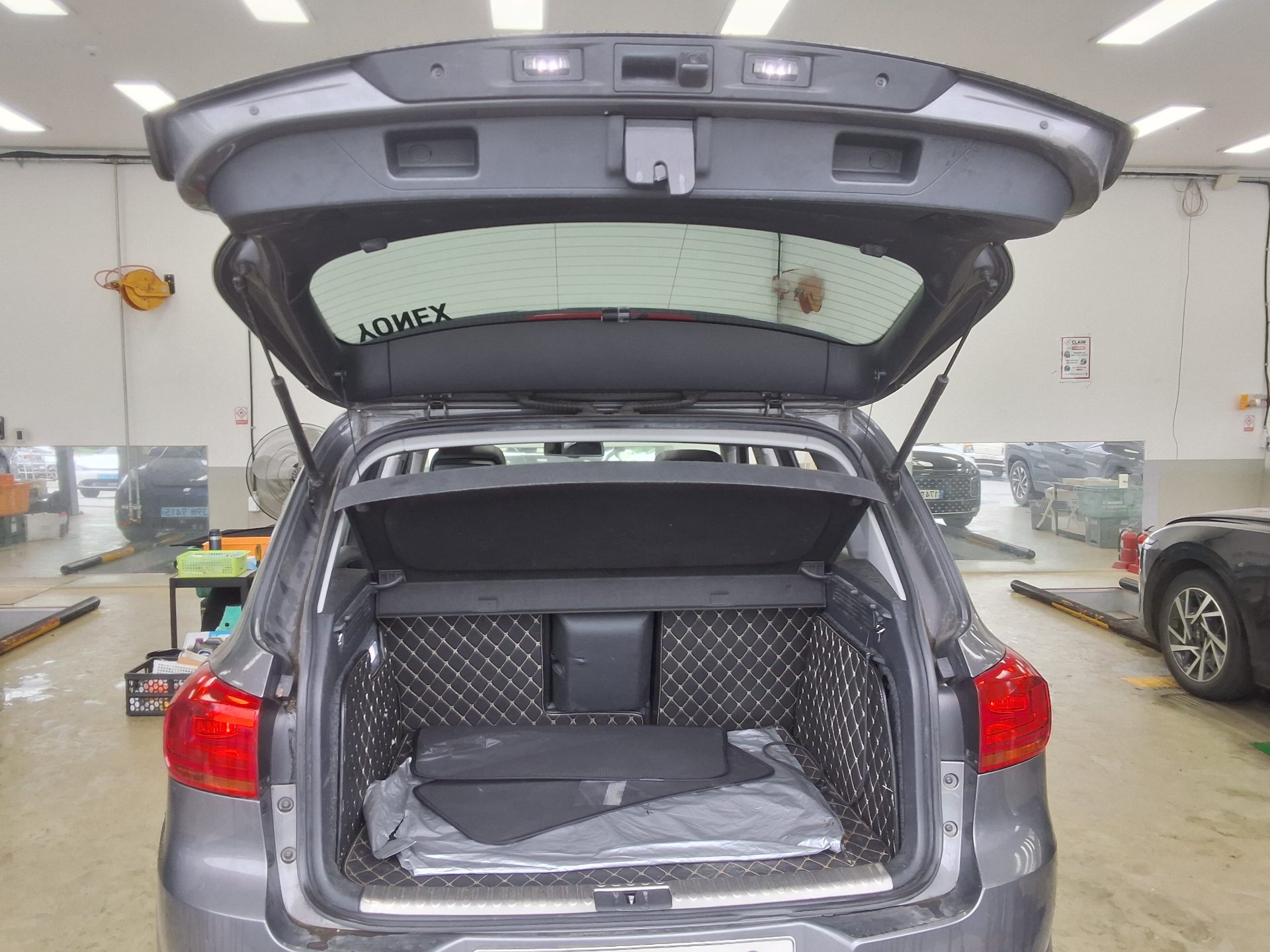 2016 - volkswagen tiguan