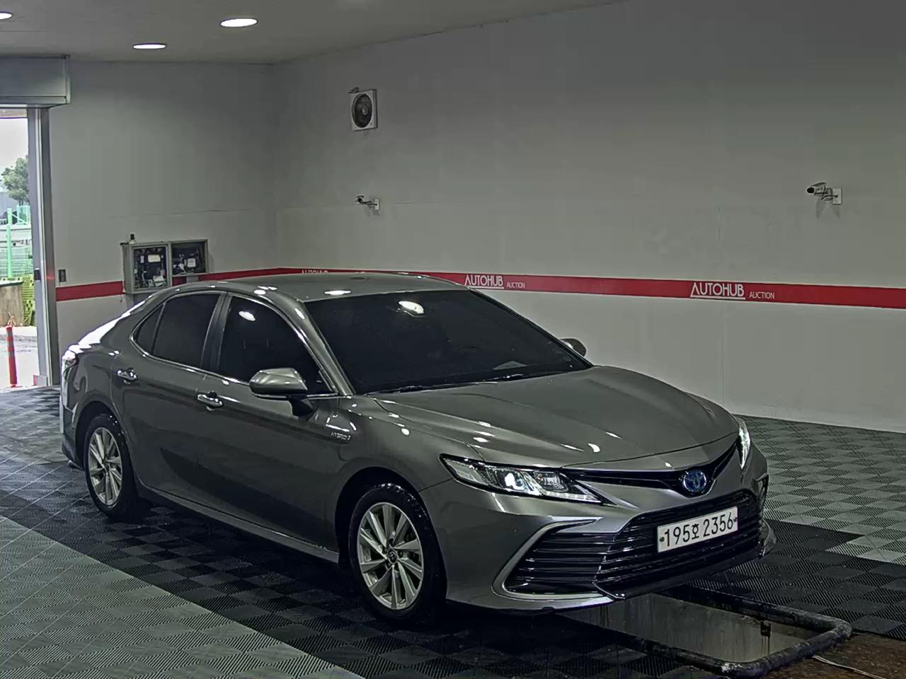 2023 - toyota camry