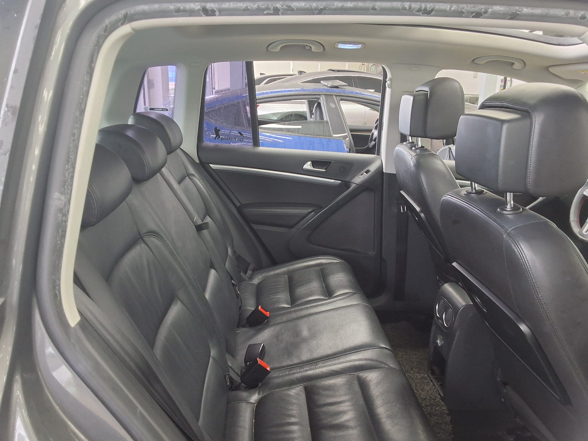 2016 - volkswagen tiguan