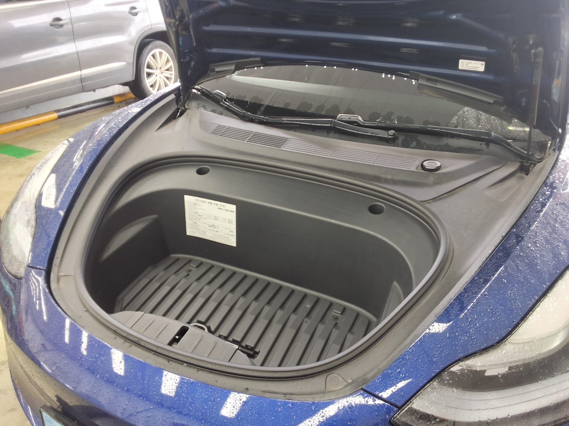 2021 - tesla model 3