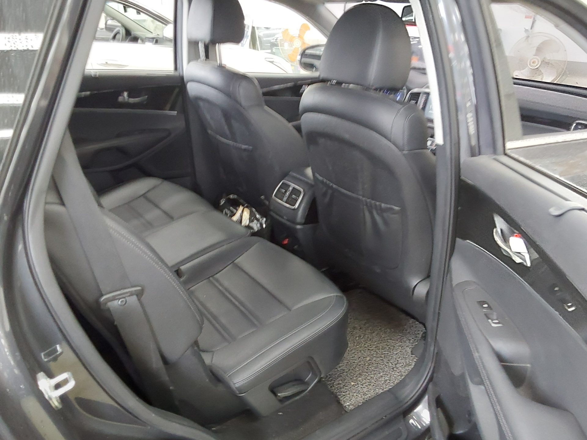 2020 - kia sorento