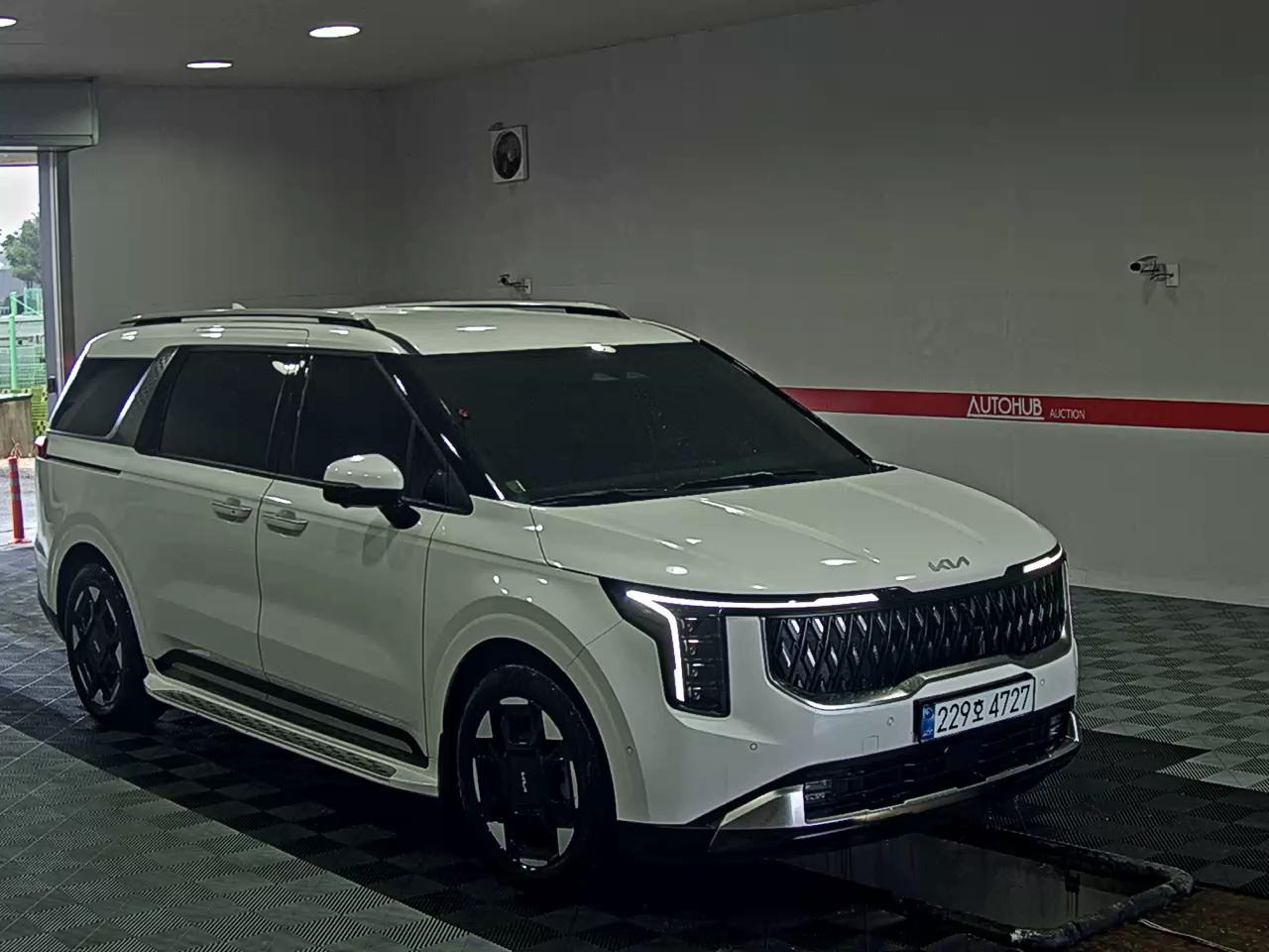 2025 - kia carnival