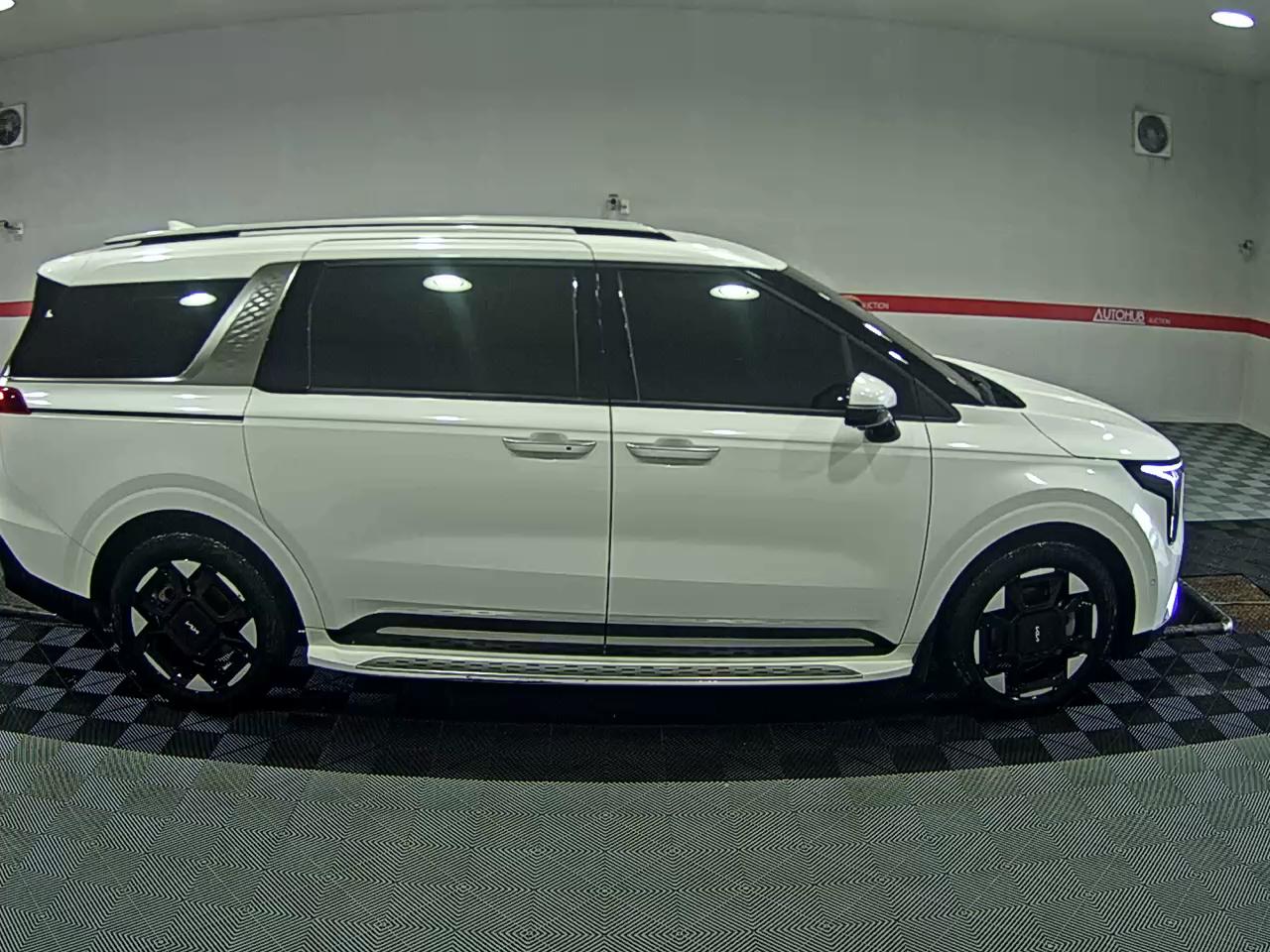 2025 - kia carnival