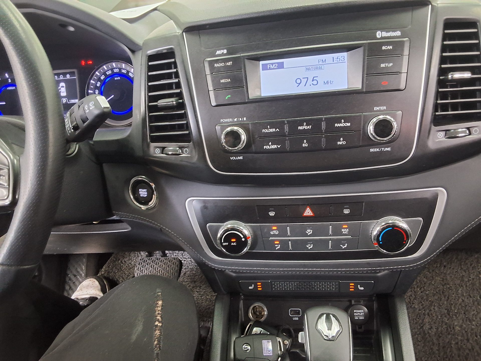 2021 - ssangyong rexton