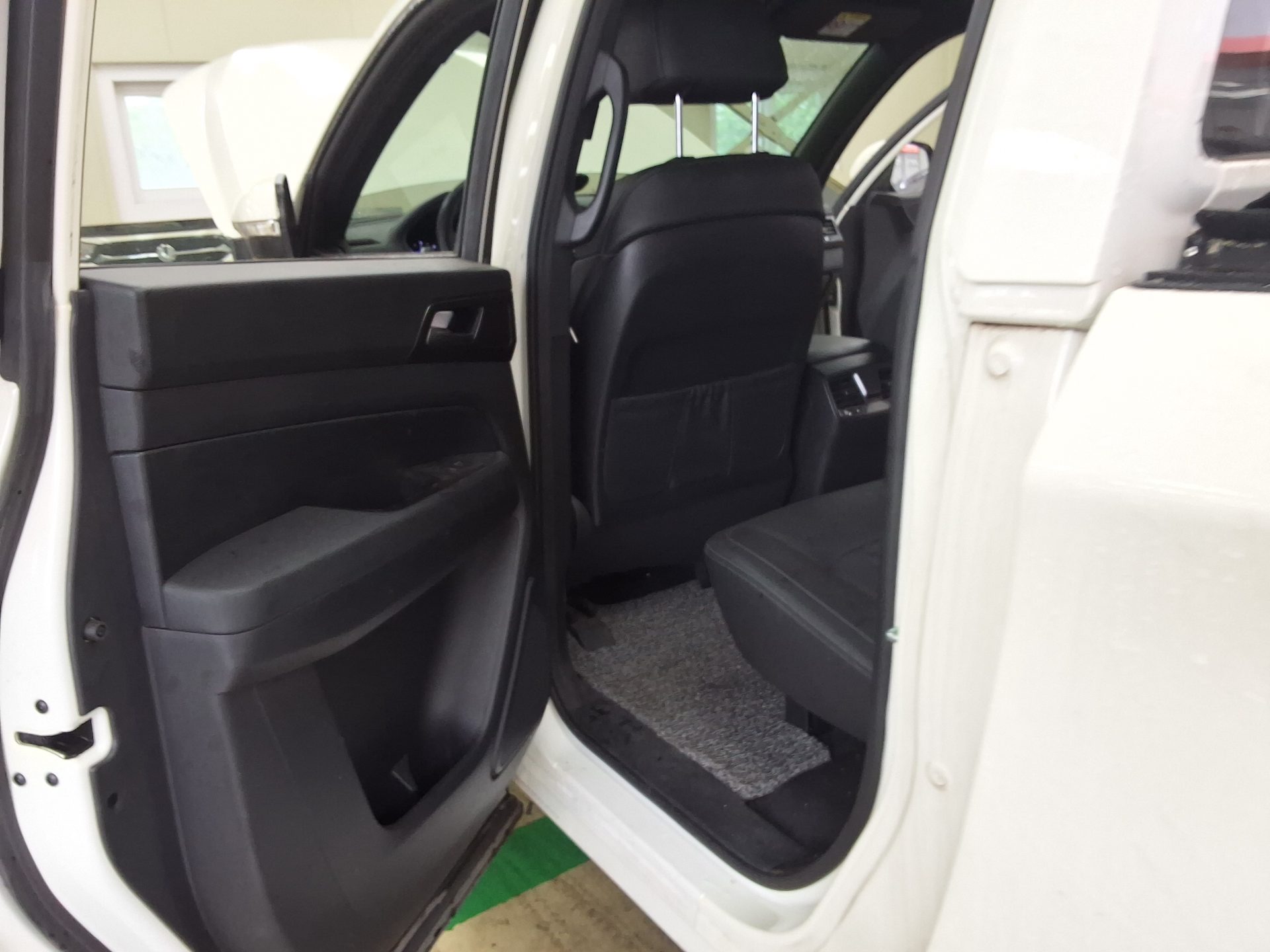 2021 - ssangyong rexton