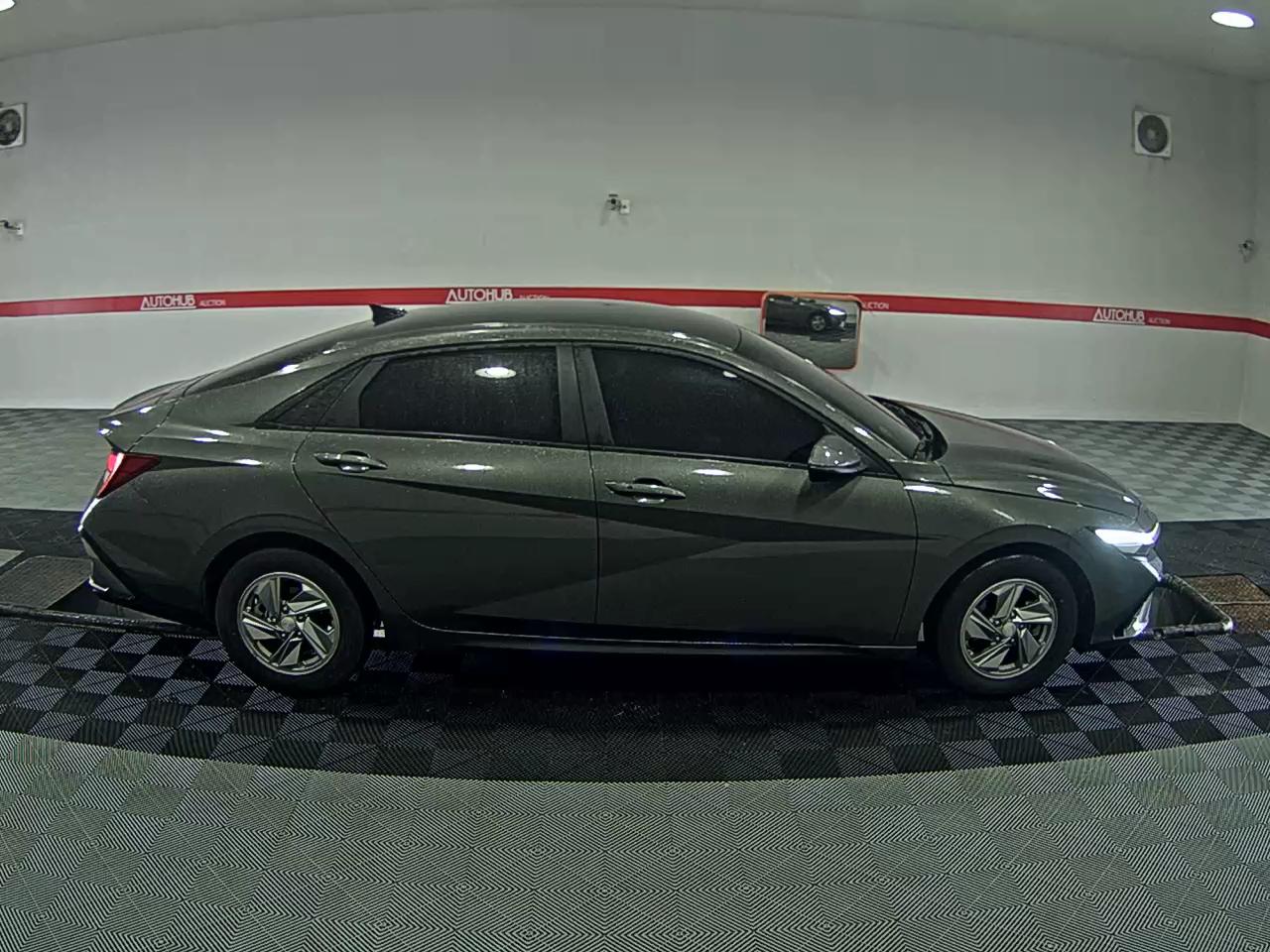 2024 - hyundai avante
