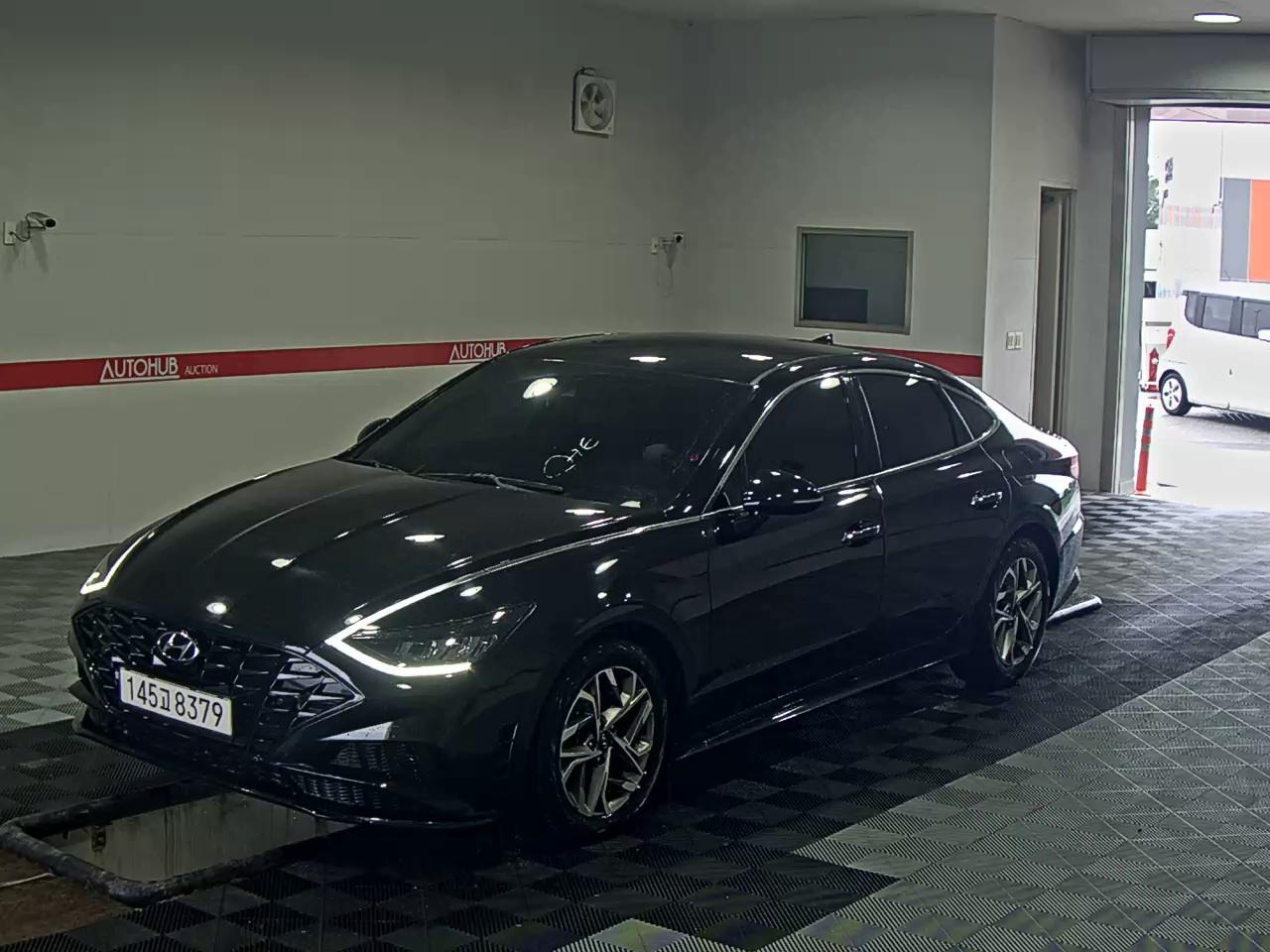 HYUNDAI SONATA (DN8)
