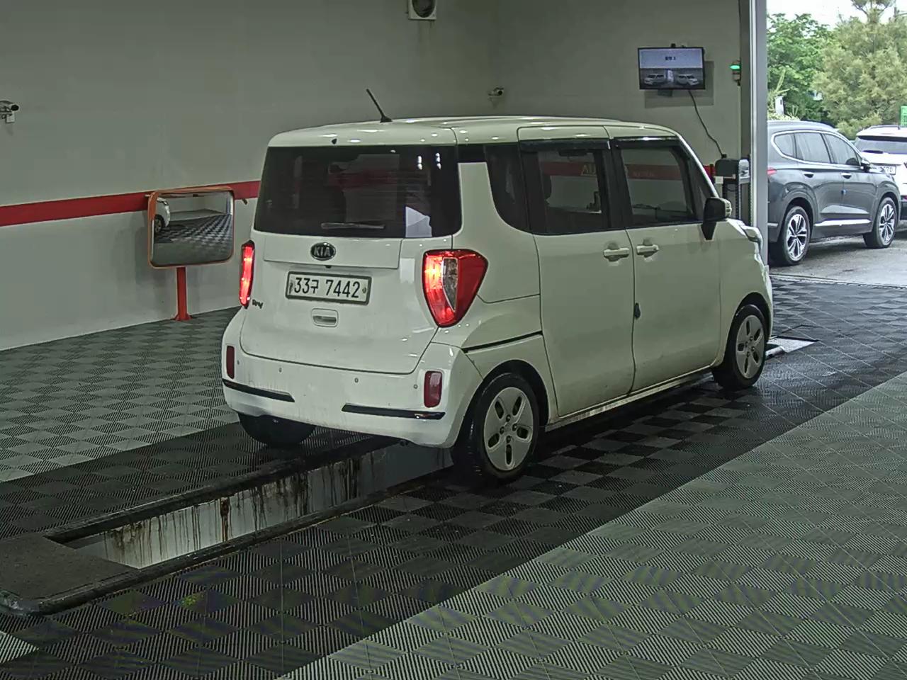 2013 - kia ray