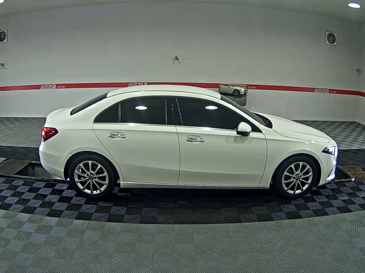 2020 - mercedes-benz a220