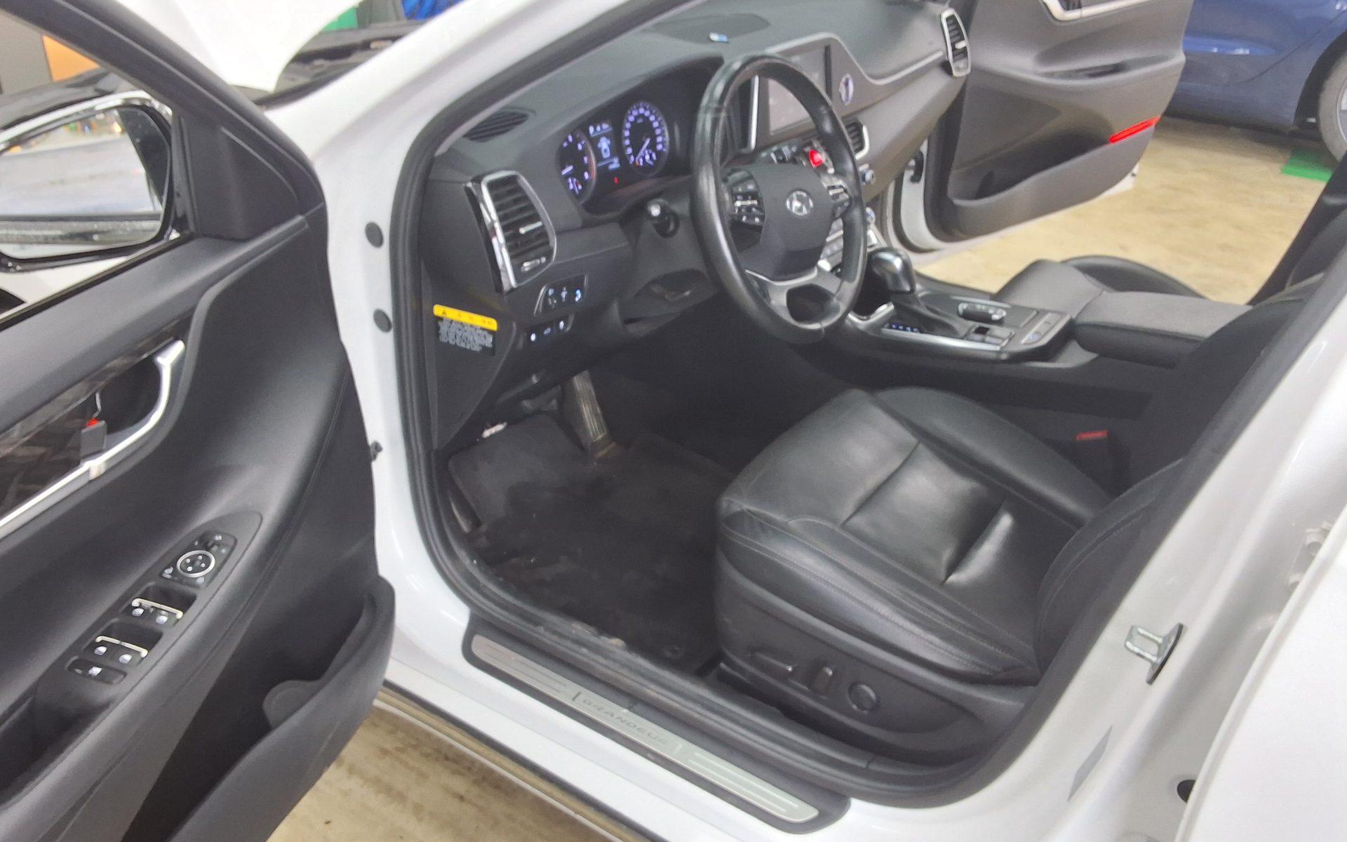 2019 - hyundai grandeur
