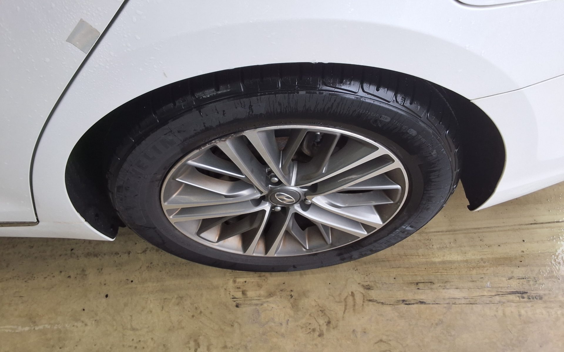 2019 - hyundai grandeur