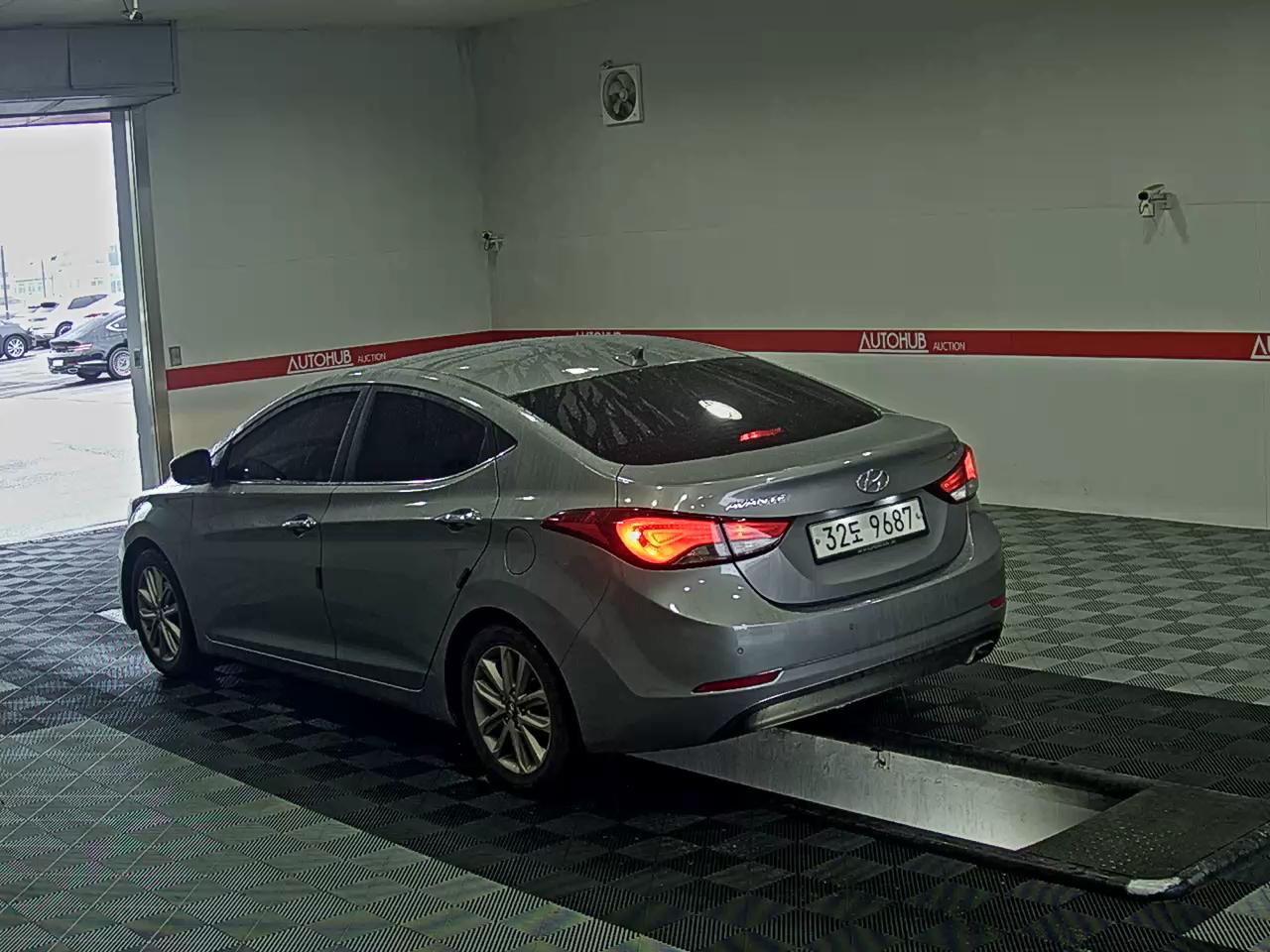 2014 - hyundai avante
