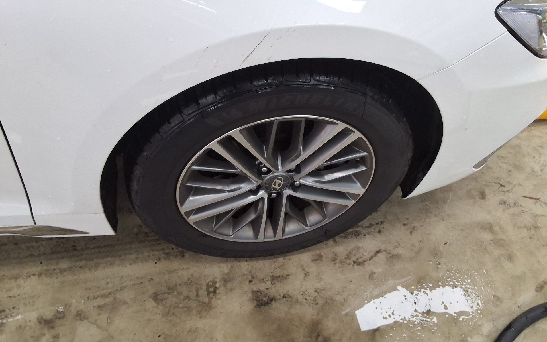2019 - hyundai grandeur
