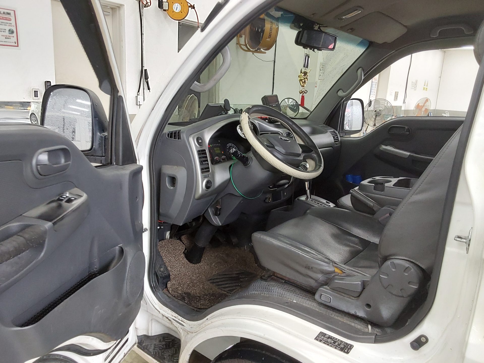 2015 - kia bongo