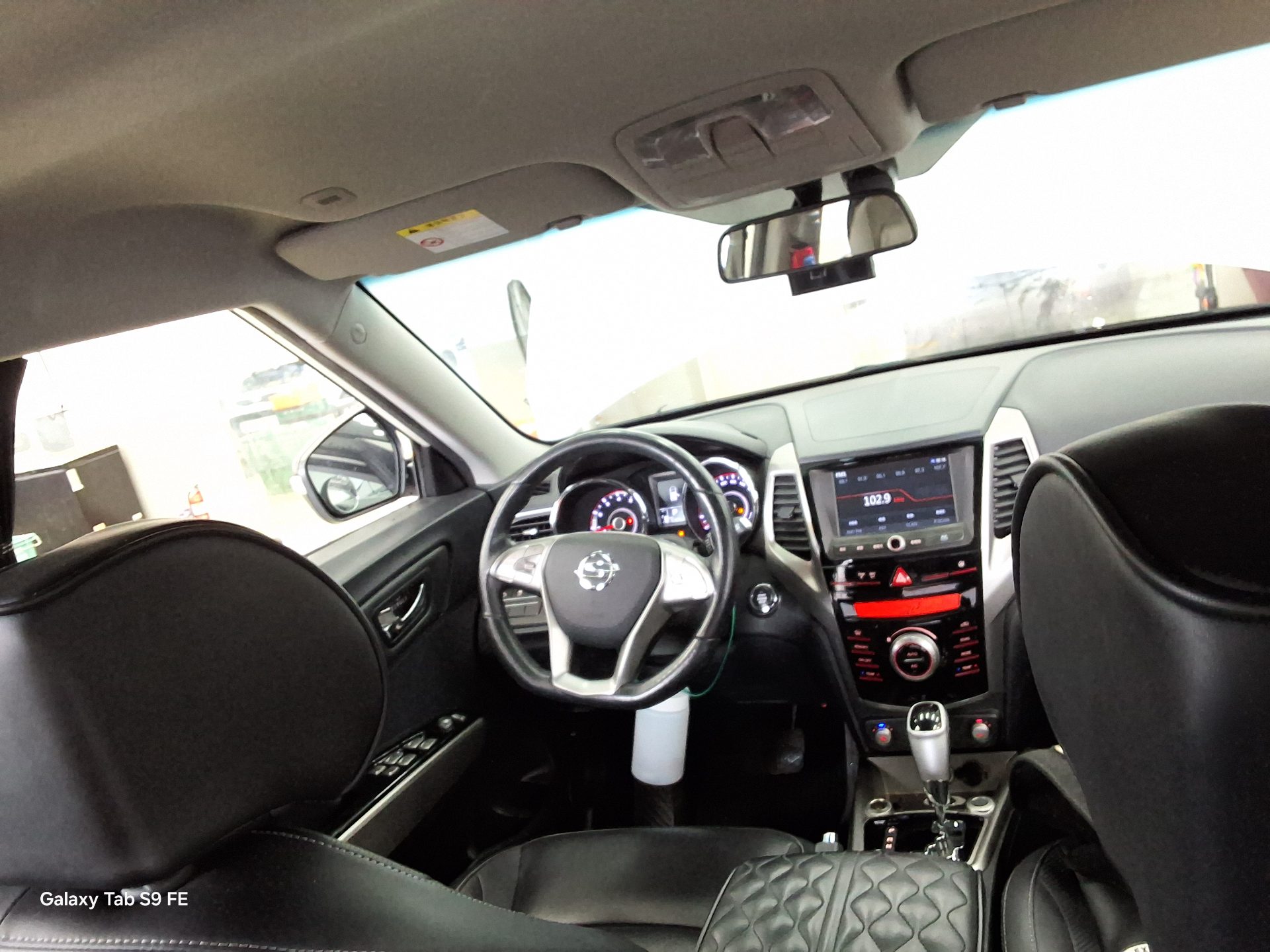 2016 - ssangyong tivoli