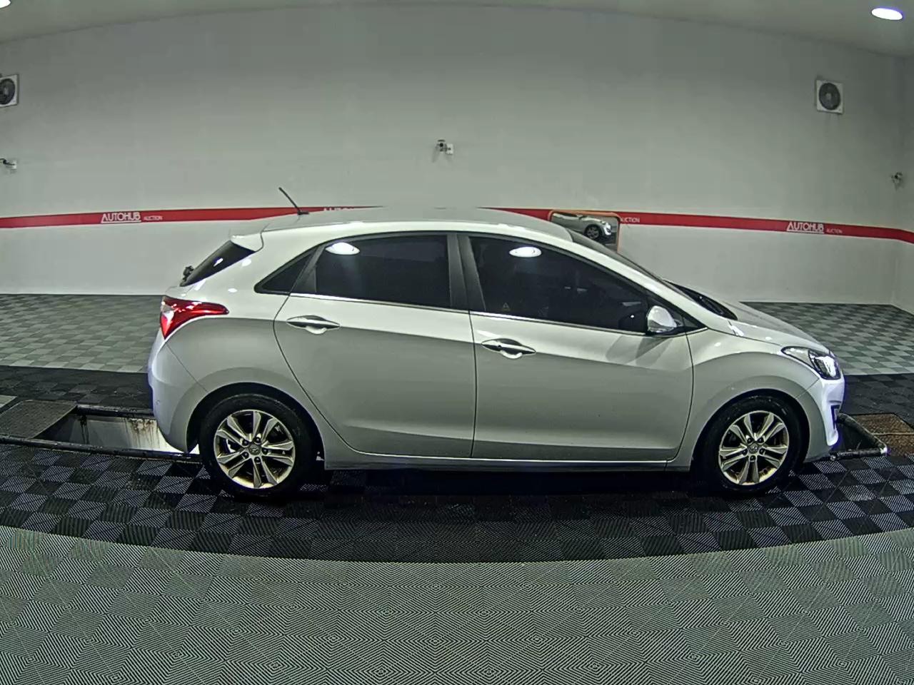 2012 - hyundai i30