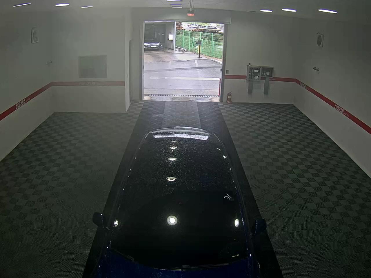 2021 - tesla model 3