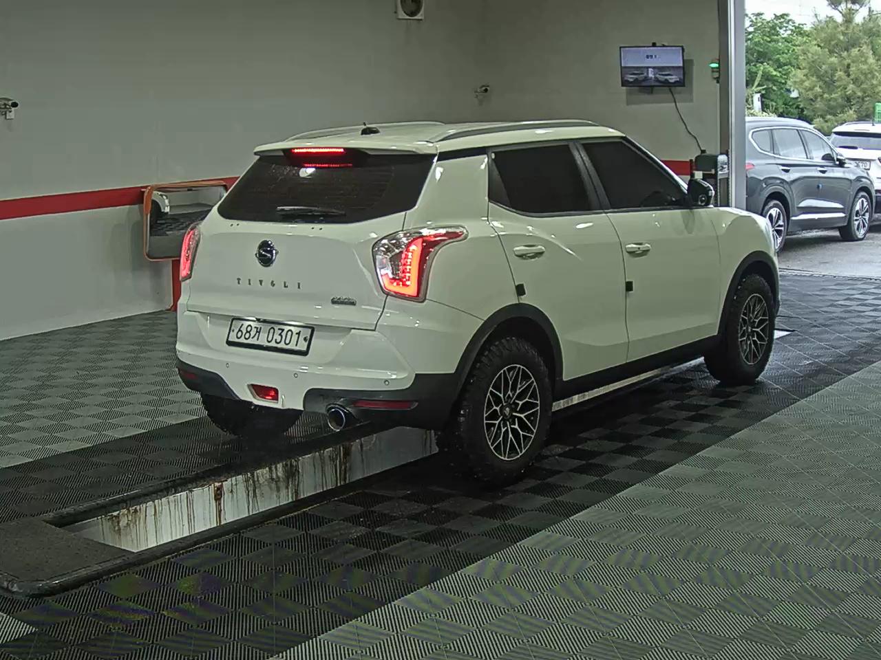 2016 - ssangyong tivoli