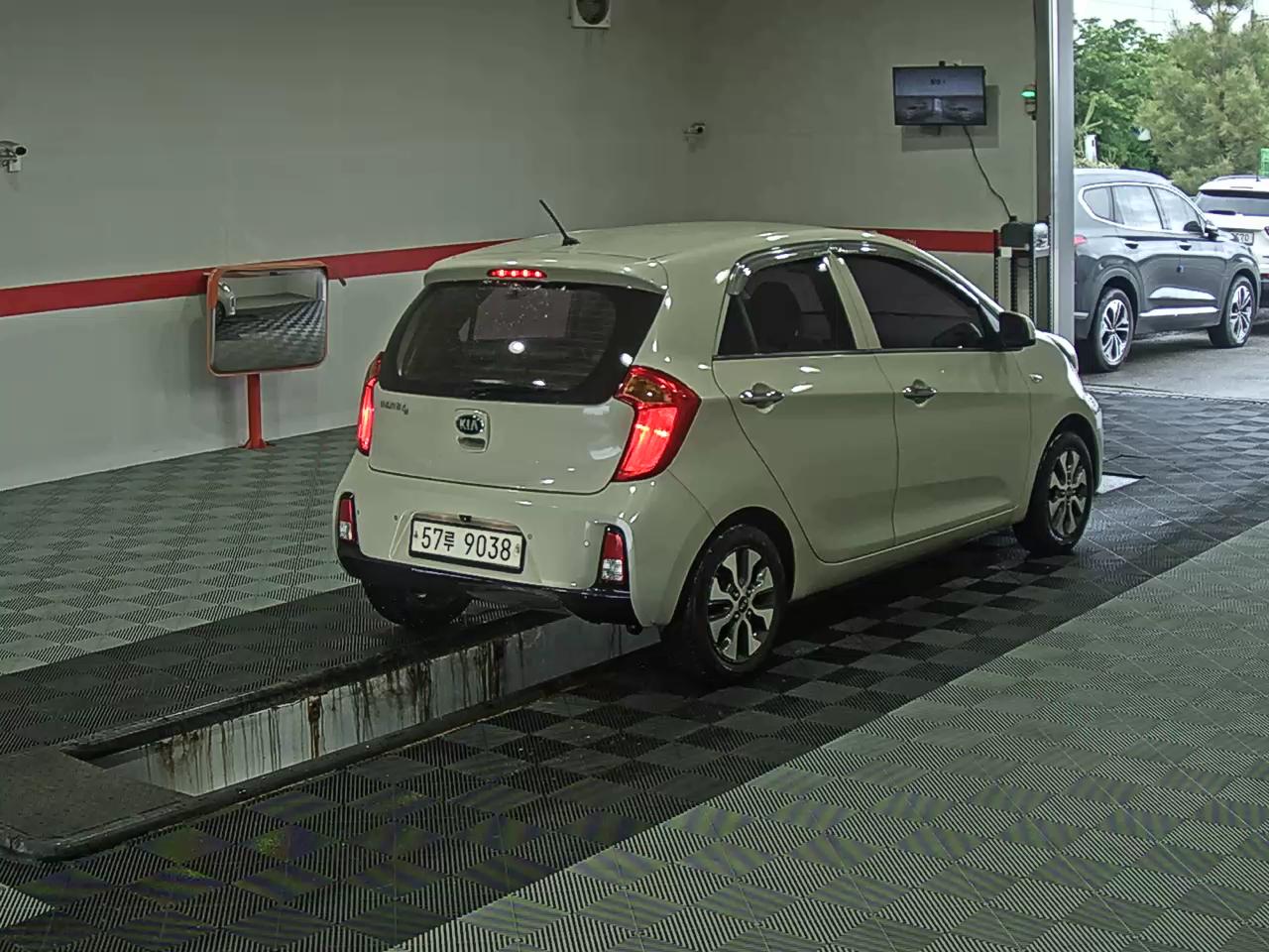 2016 - kia morning