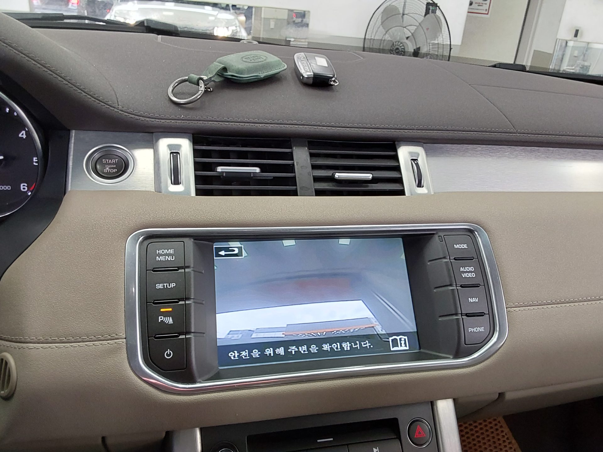 2015 - land rover range rover