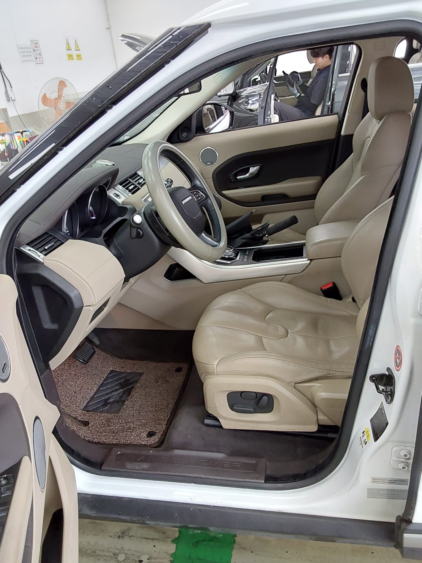 2015 - land rover range rover
