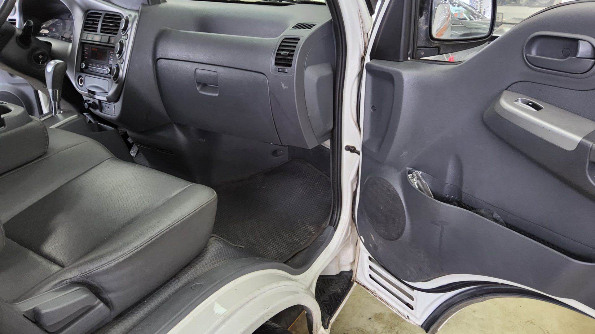 2018 - kia bongo