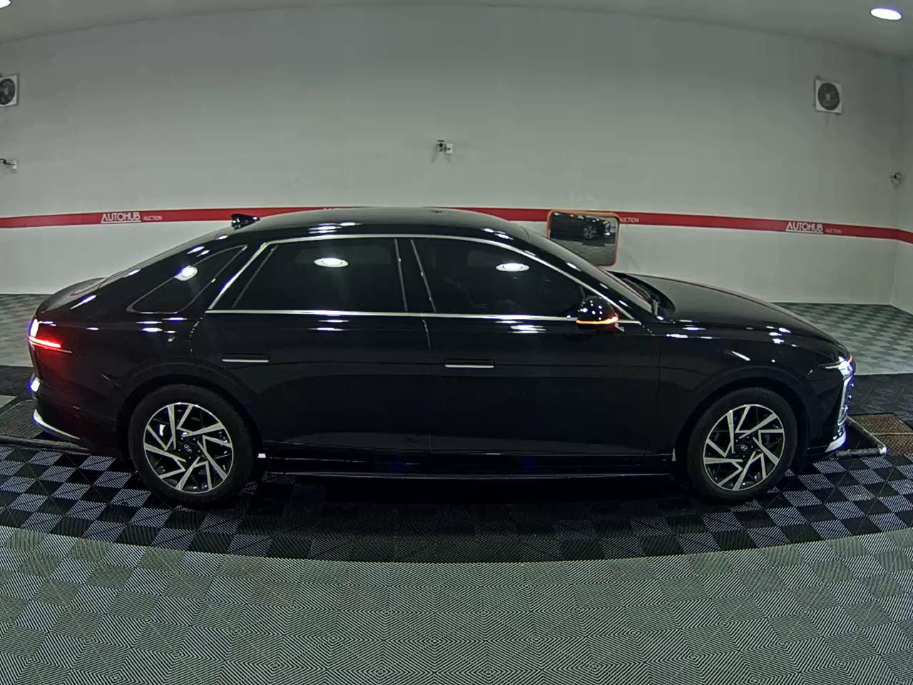 2023 - hyundai grandeur