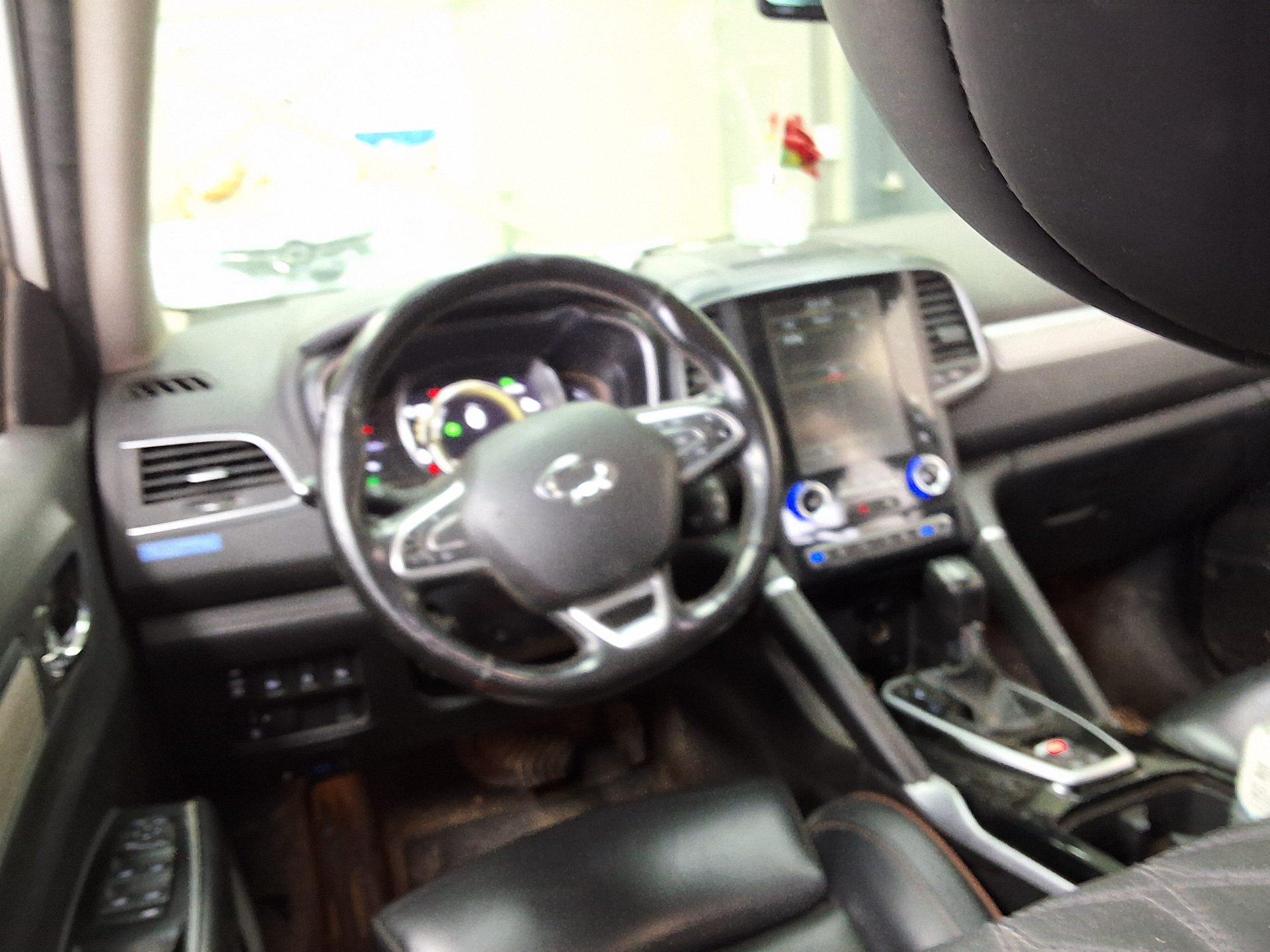 2021 - renault qm6