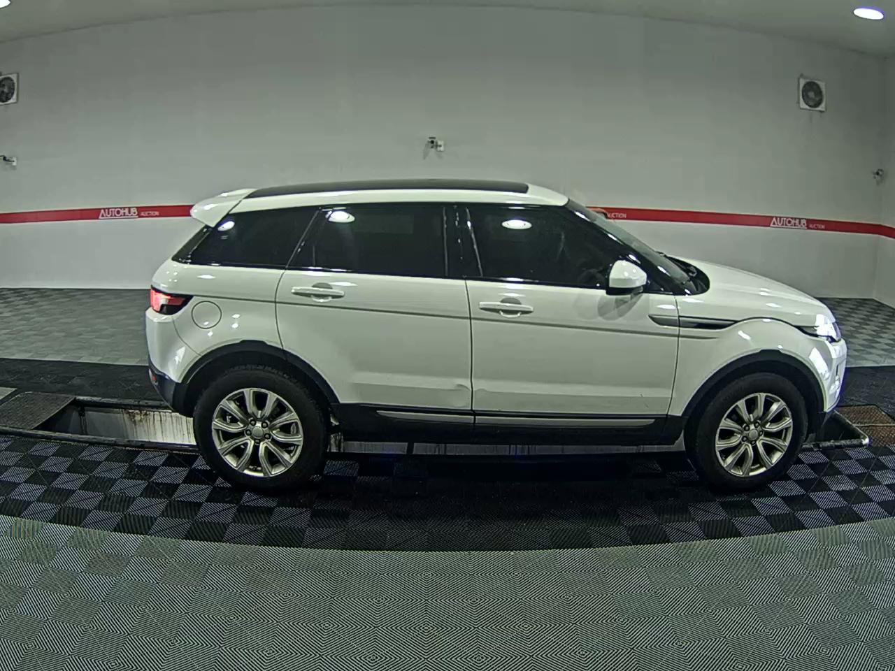 2015 - land rover range rover
