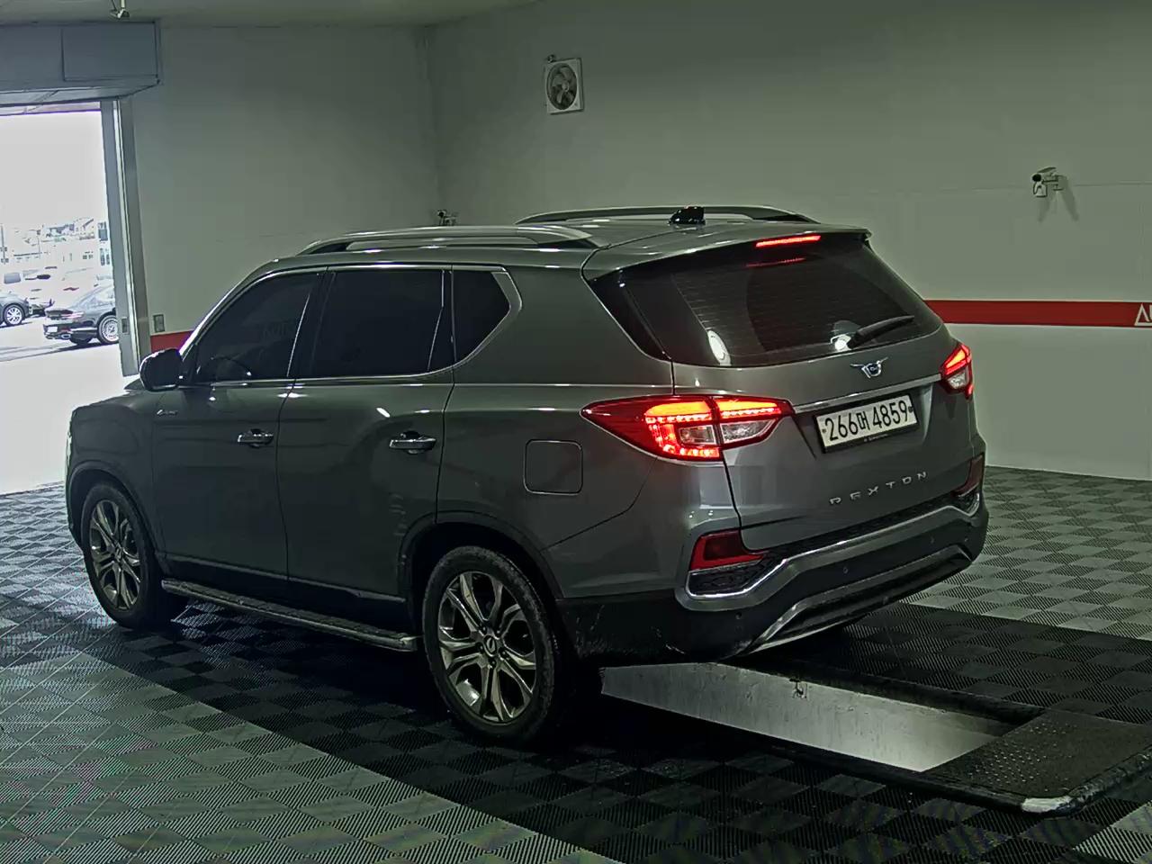 2020 - ssangyong rexton