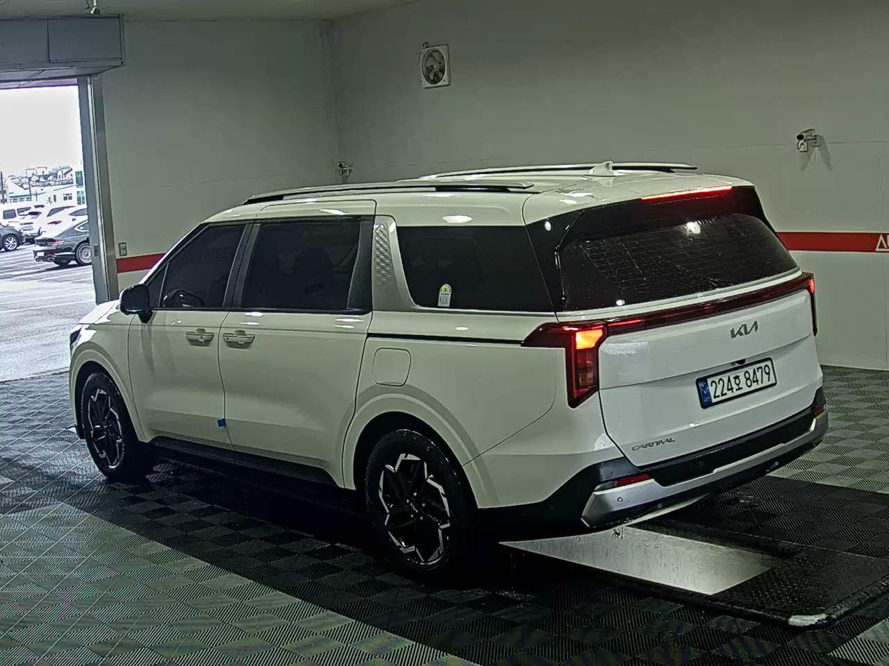 2025 - kia carnival
