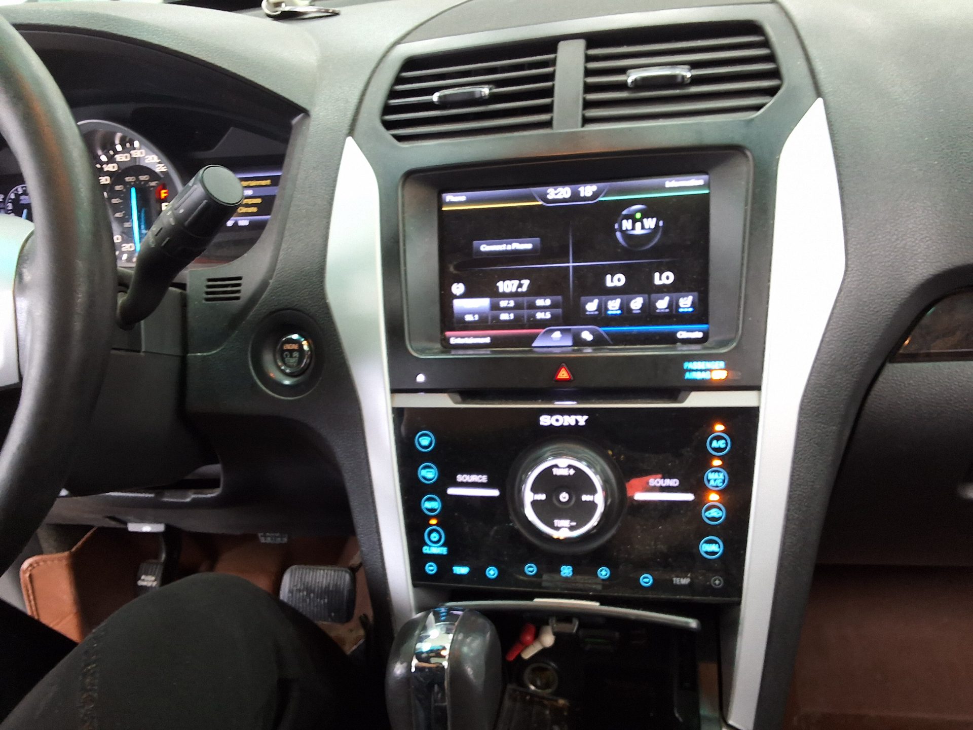 2013 - ford explorer
