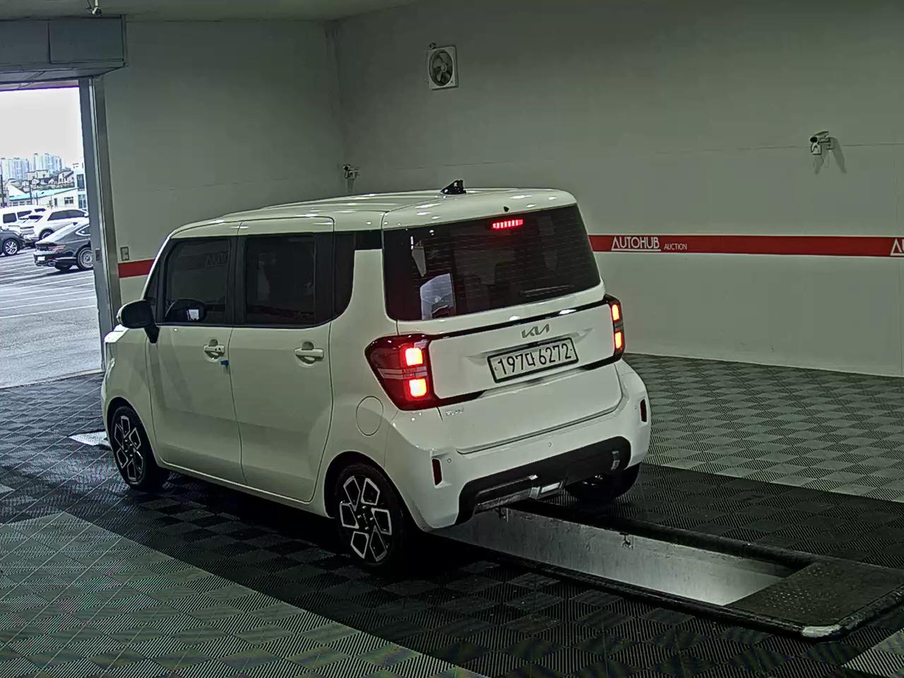 2023 - kia ray