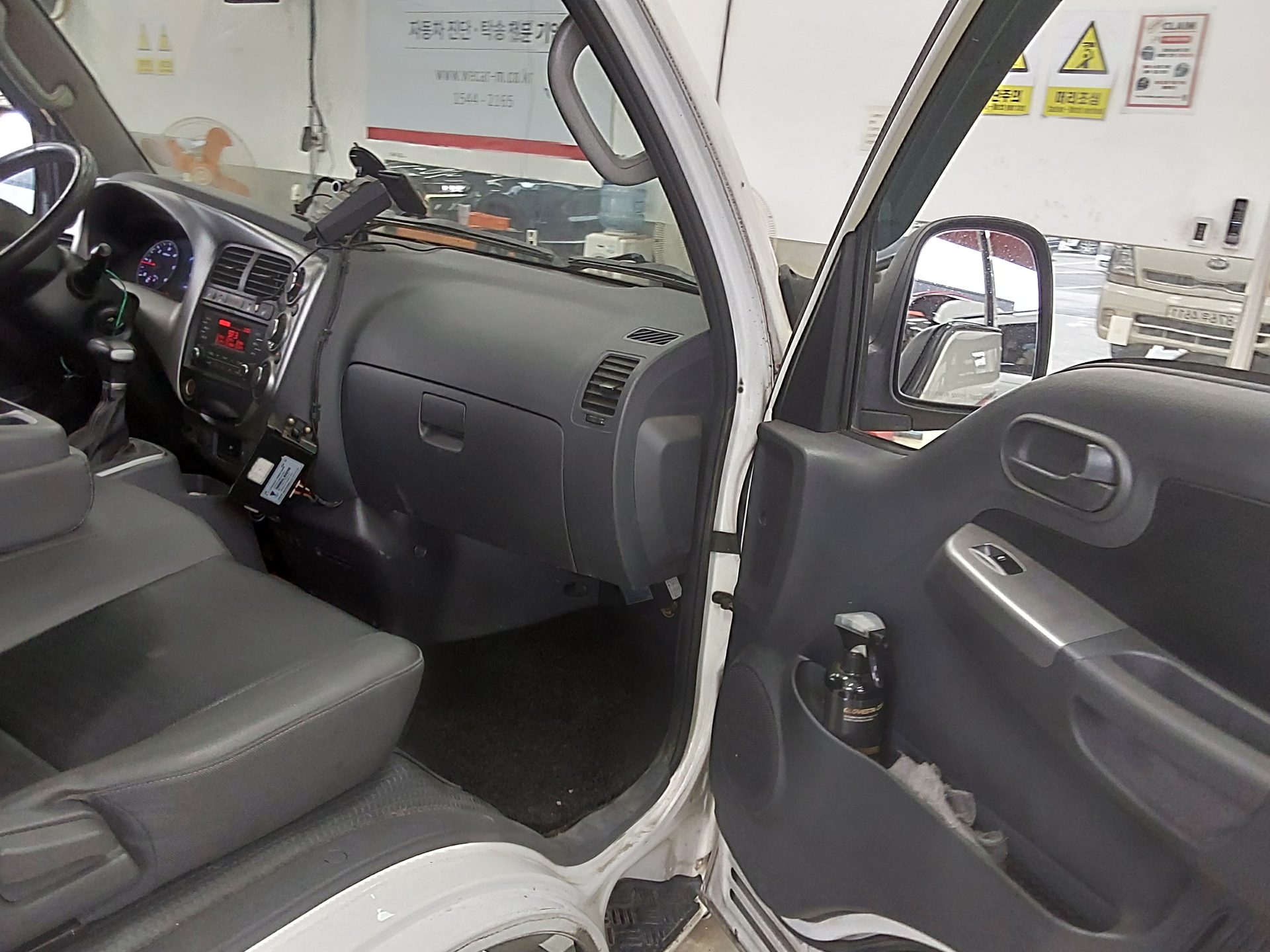 2021 - kia bongo
