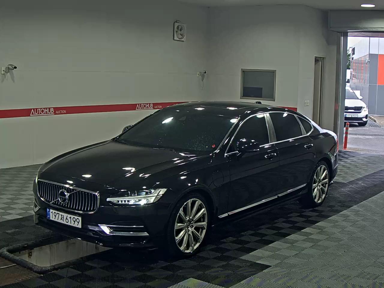 2019 - volvo s90