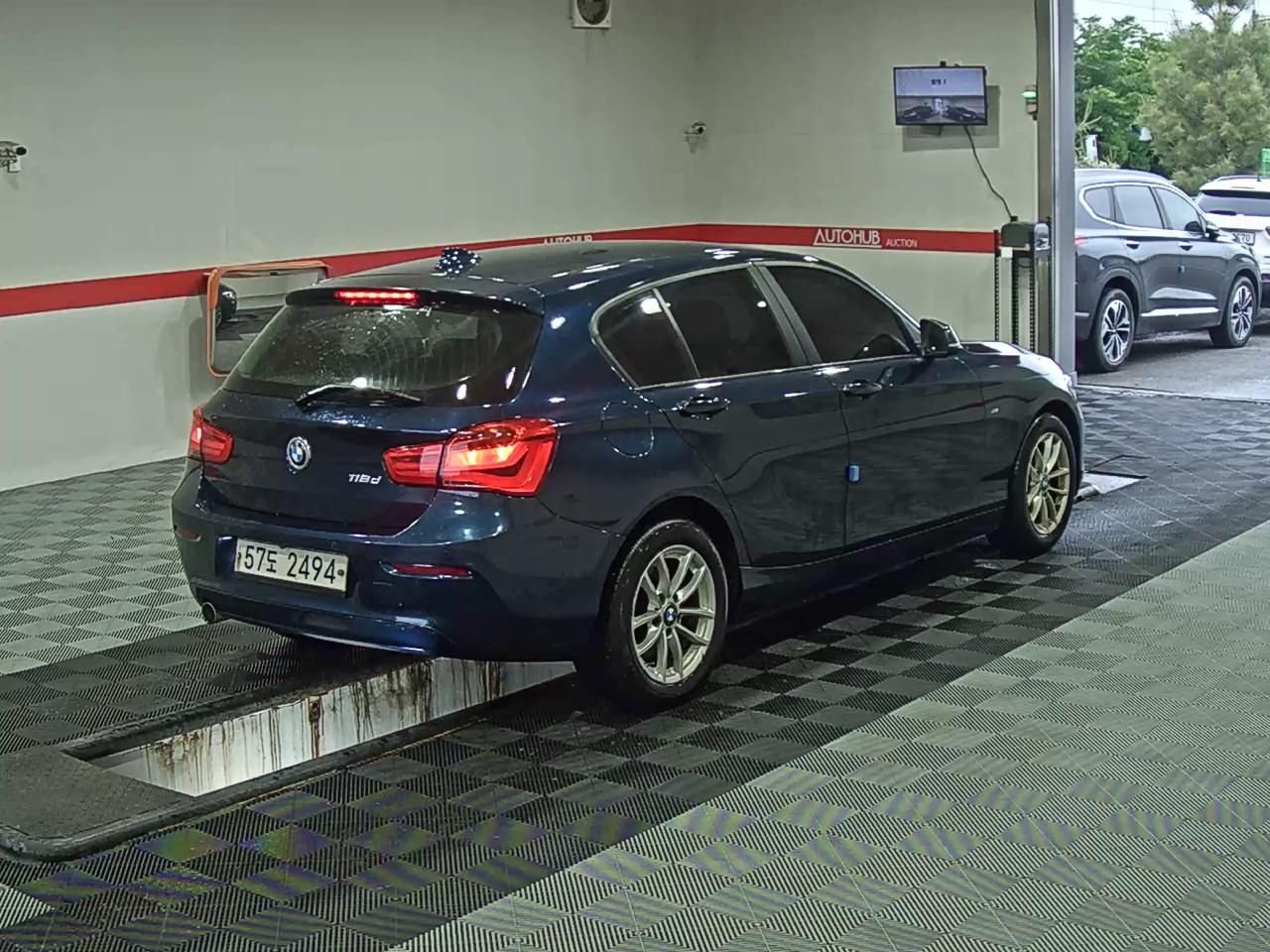 2017 - bmw 1 series