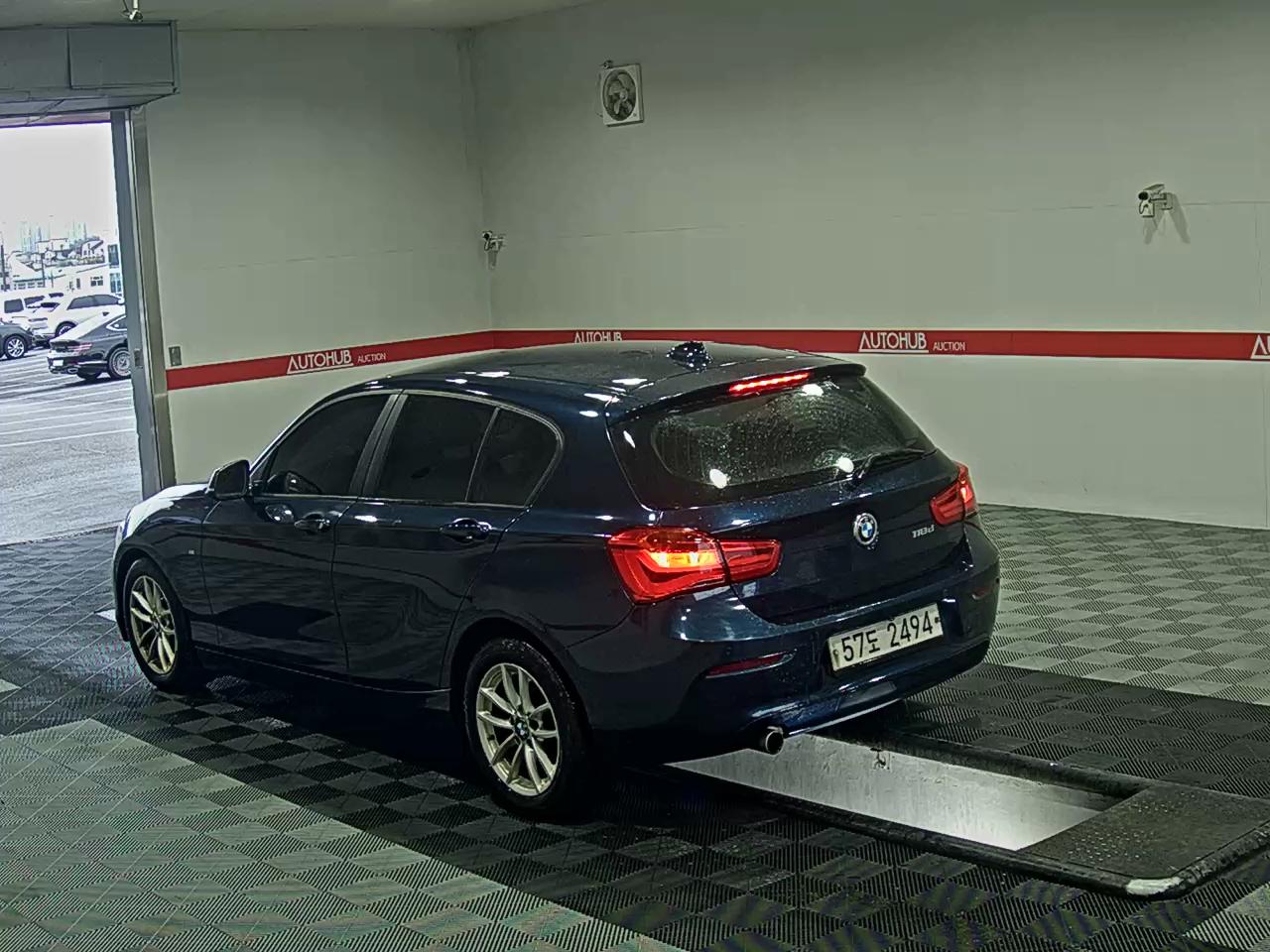 2017 - bmw 1 series
