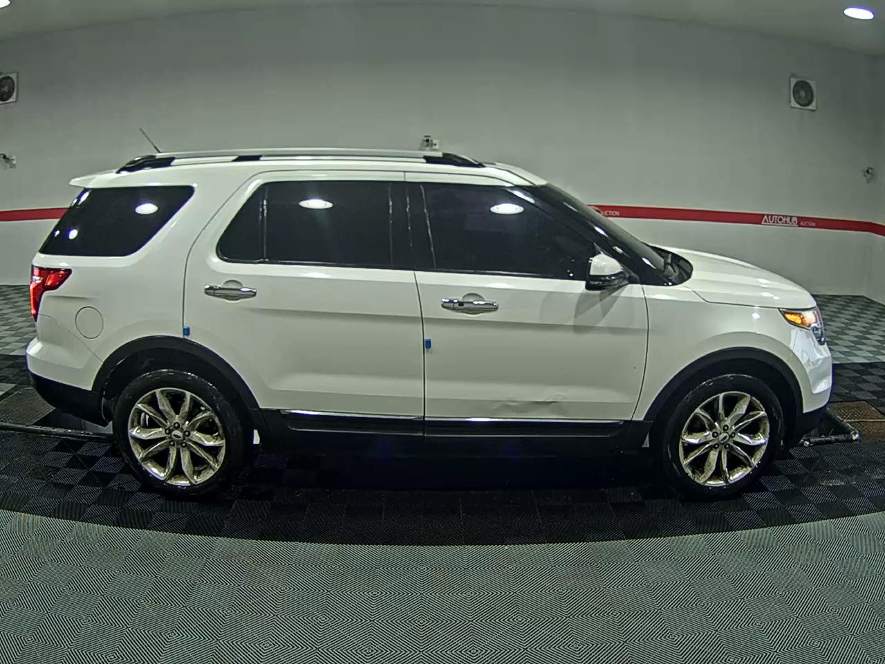 2013 - ford explorer