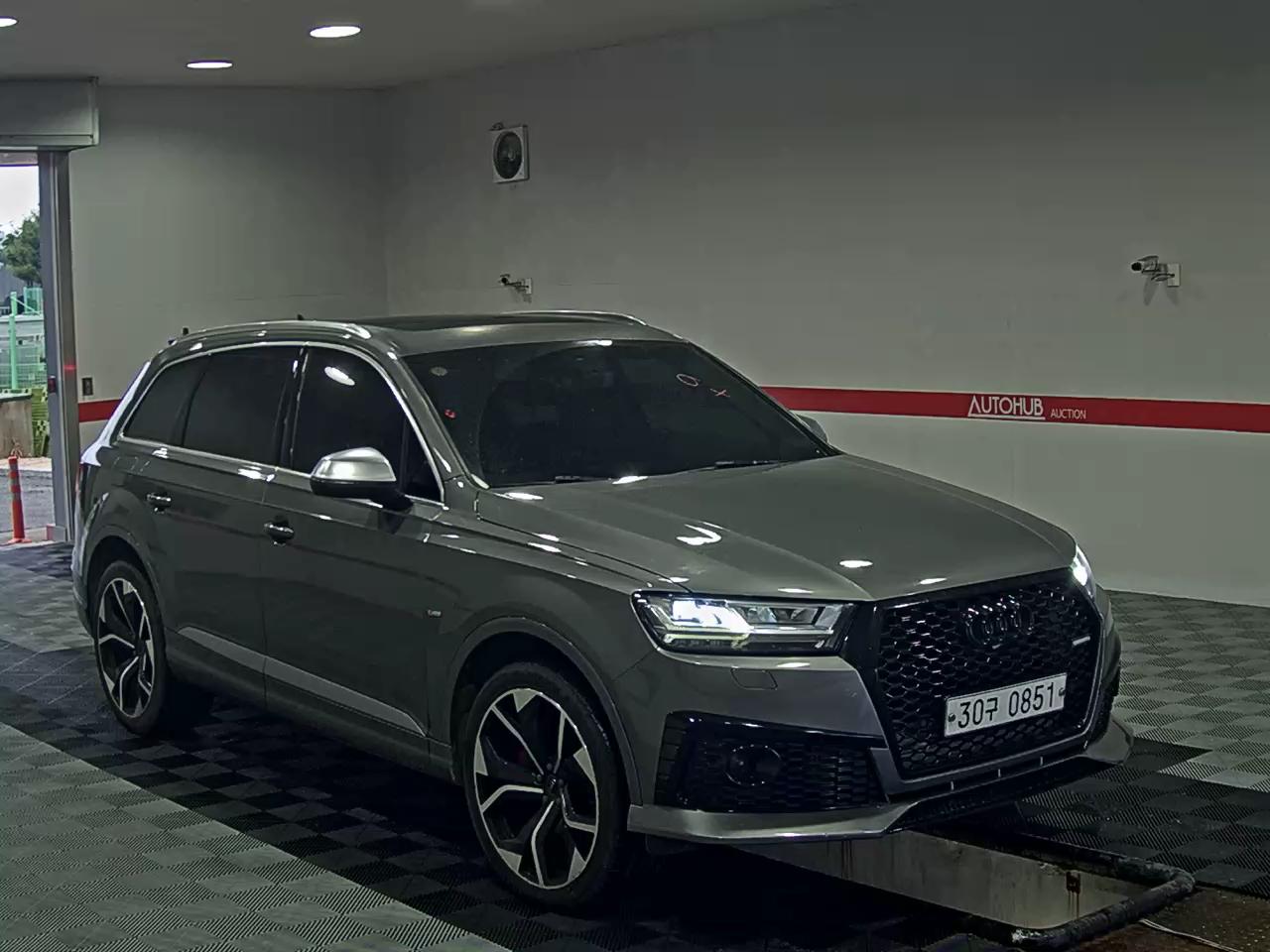 2016 - audi q7