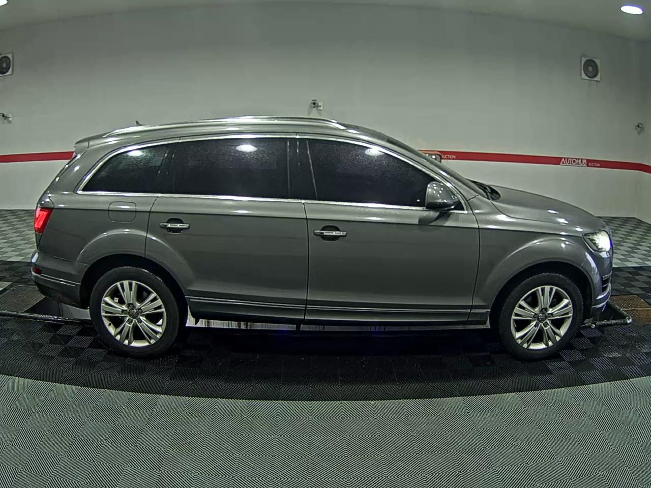 2013 - audi q7