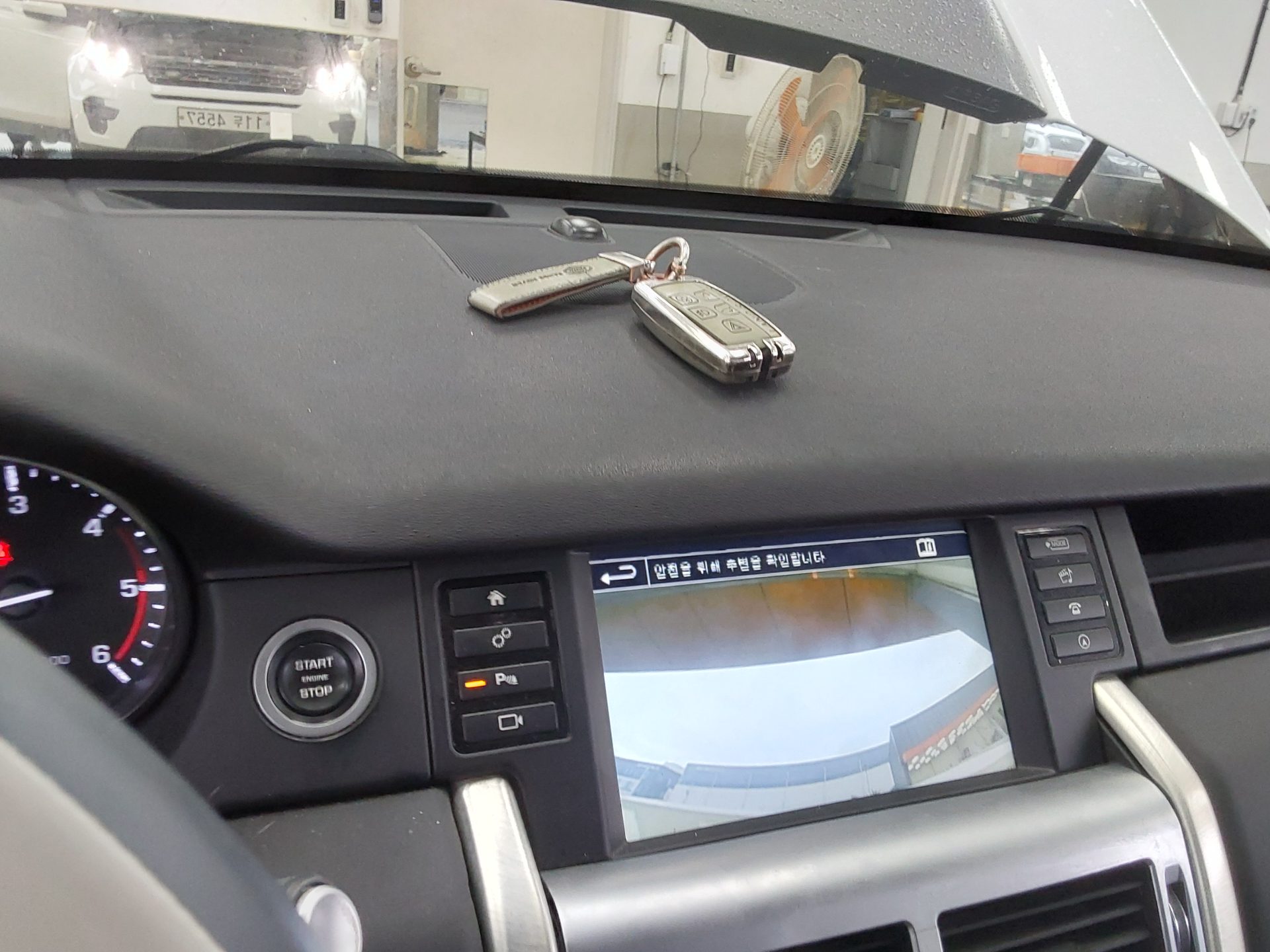 2015 - land rover discovery