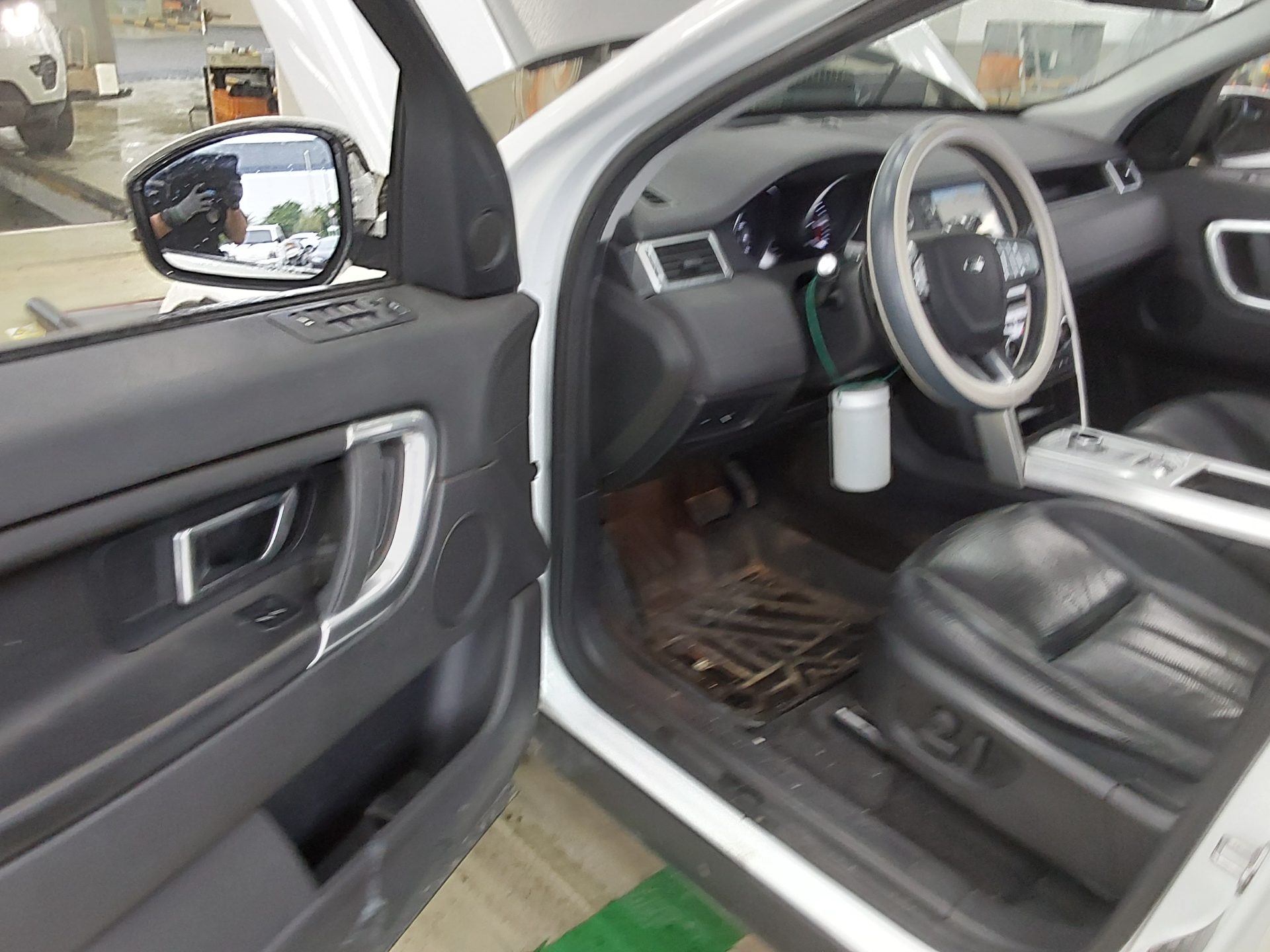 2015 - land rover discovery