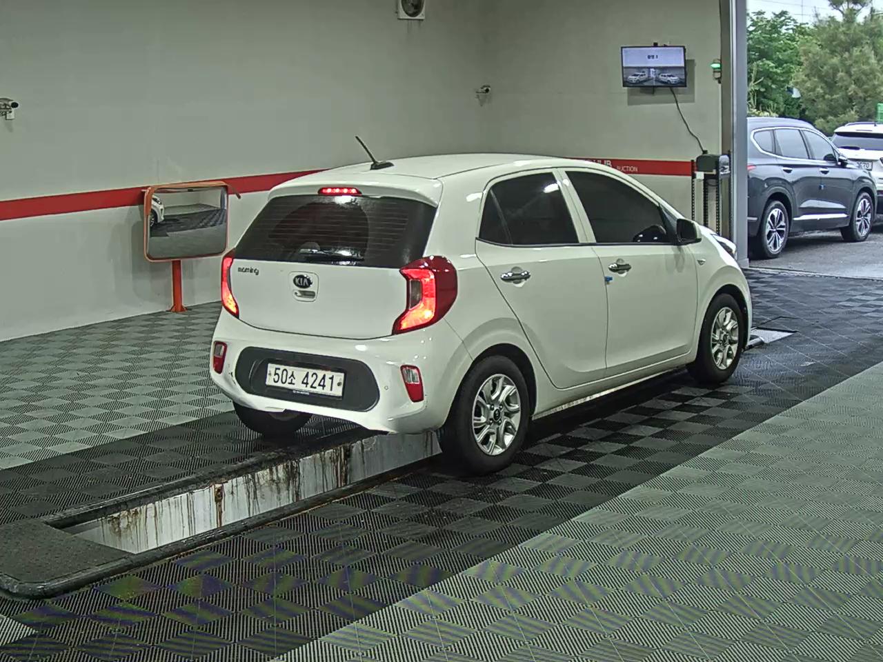 2019 - kia morning
