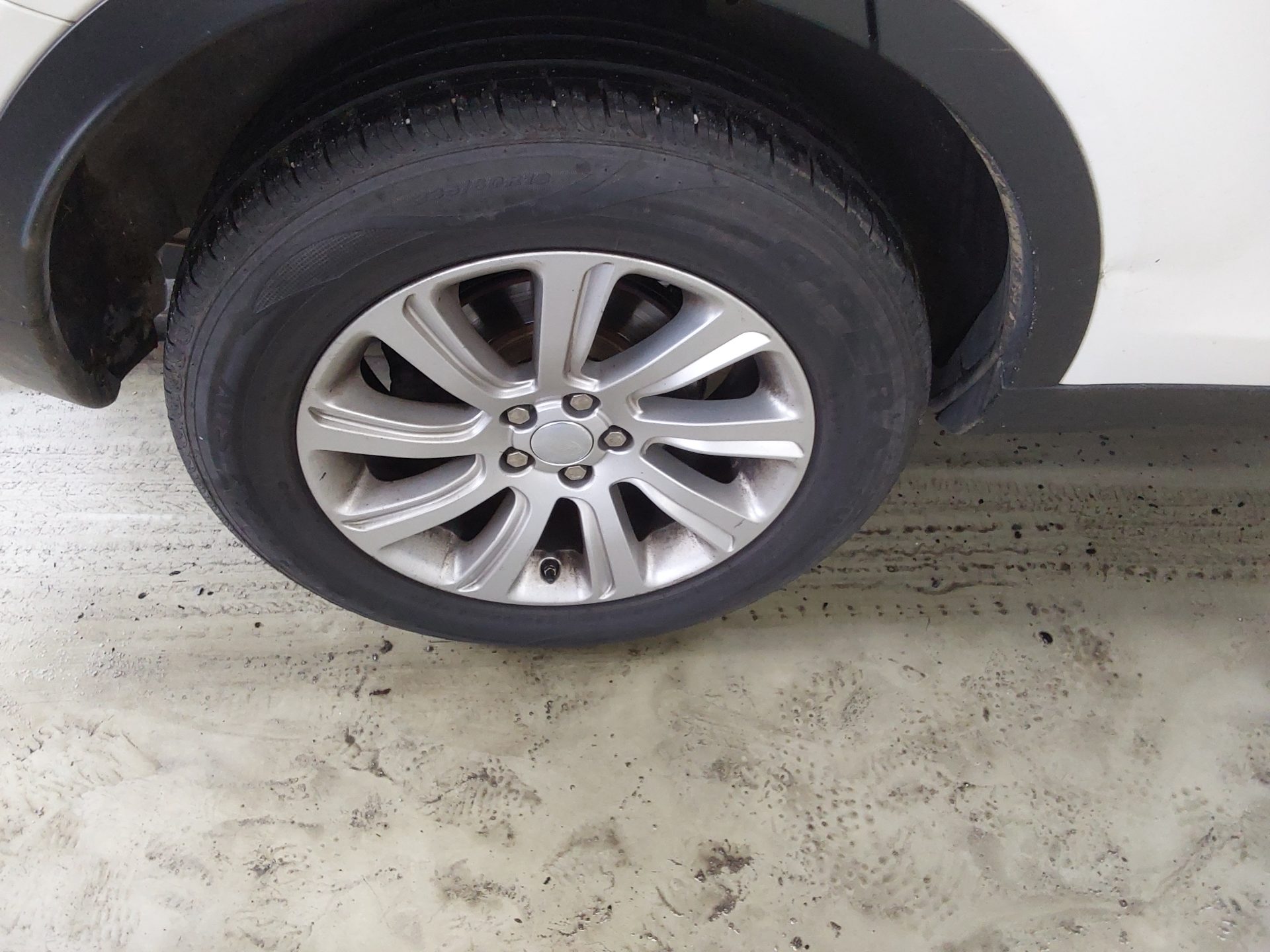 2015 - land rover discovery