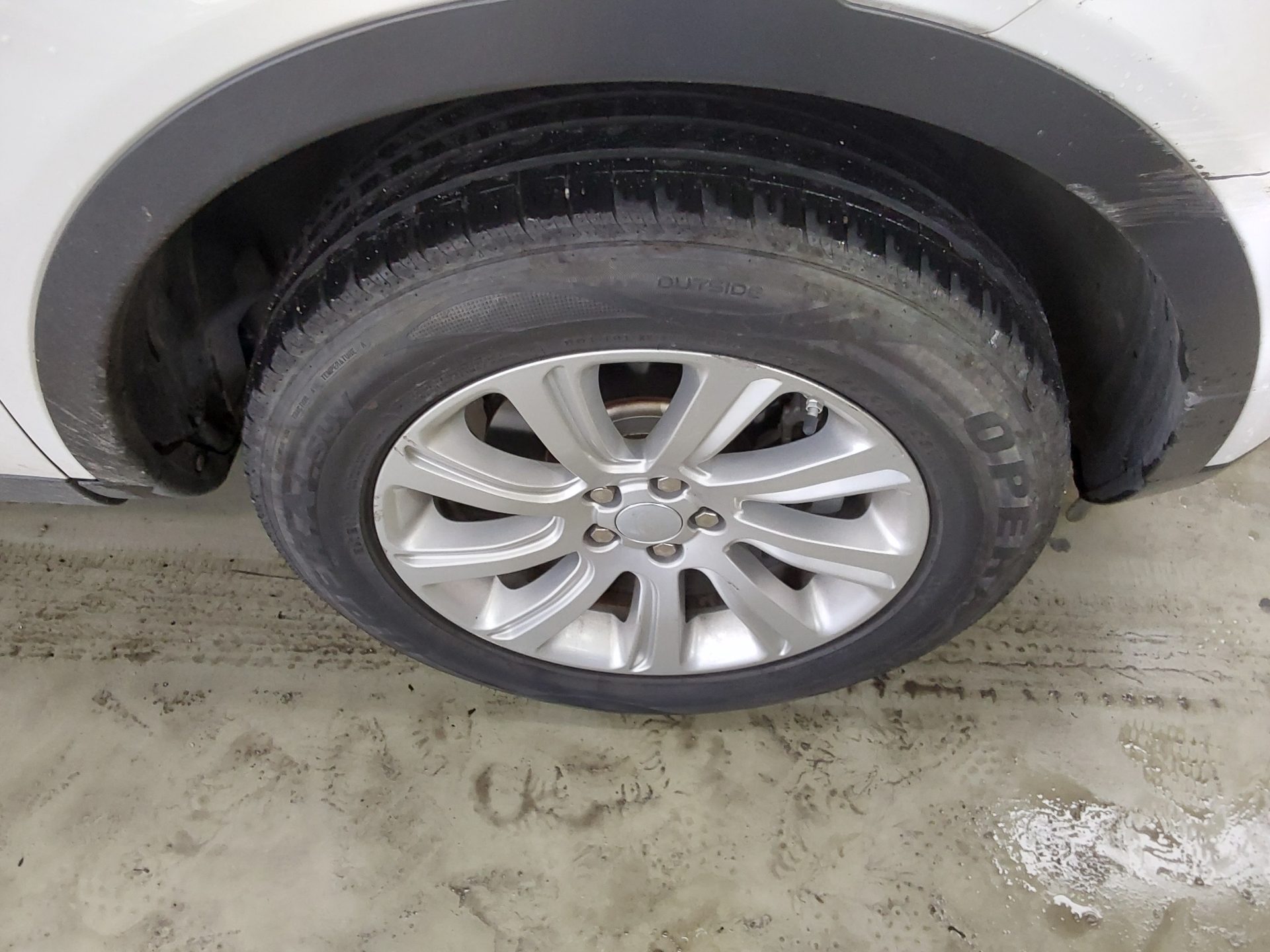 2015 - land rover discovery