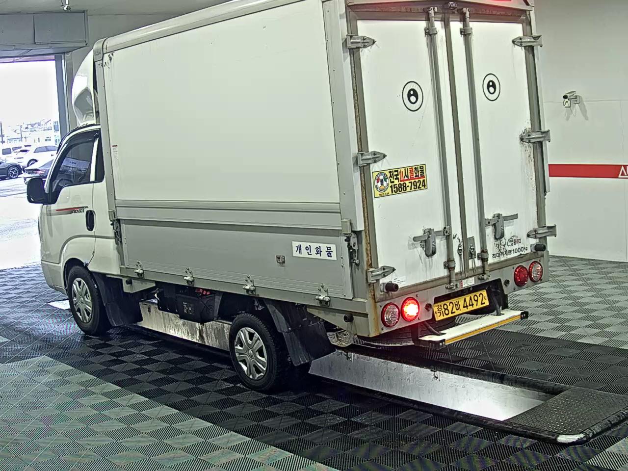 2023 - kia bongo